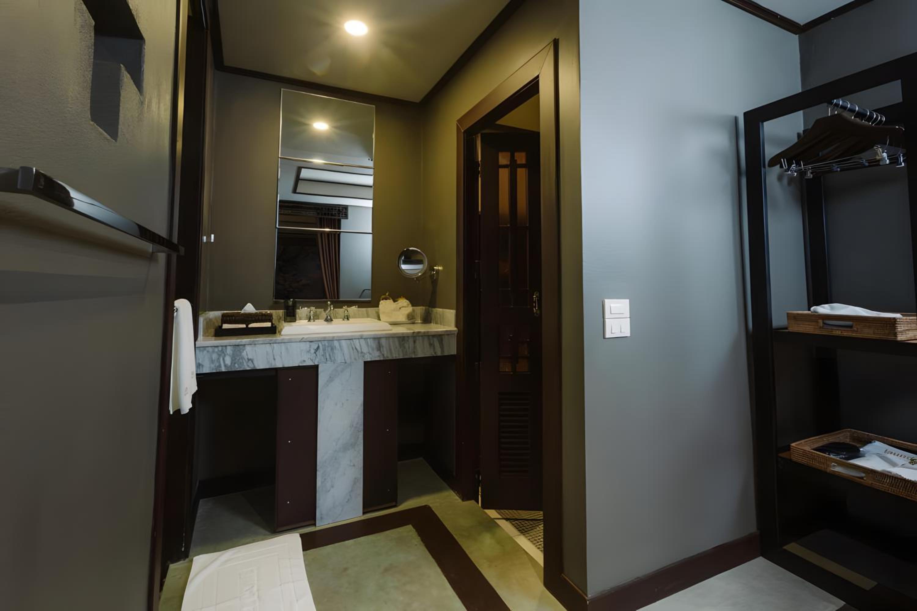 XX Lunar Mansion Hotel - โรงแรม ลูน่า แมนชั่น เชียงใหม่