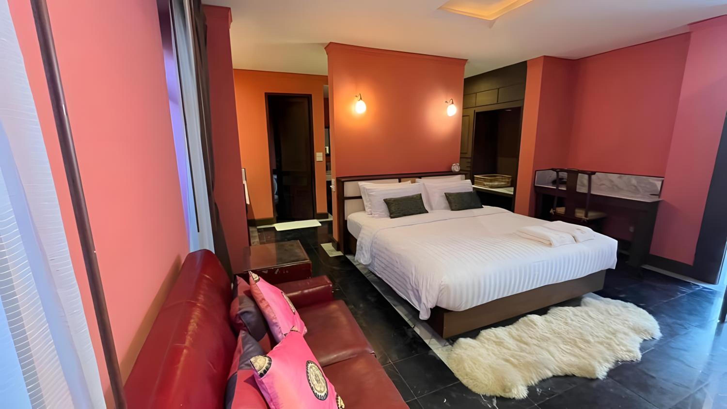 XX Lunar Mansion Hotel - โรงแรม ลูน่า แมนชั่น เชียงใหม่