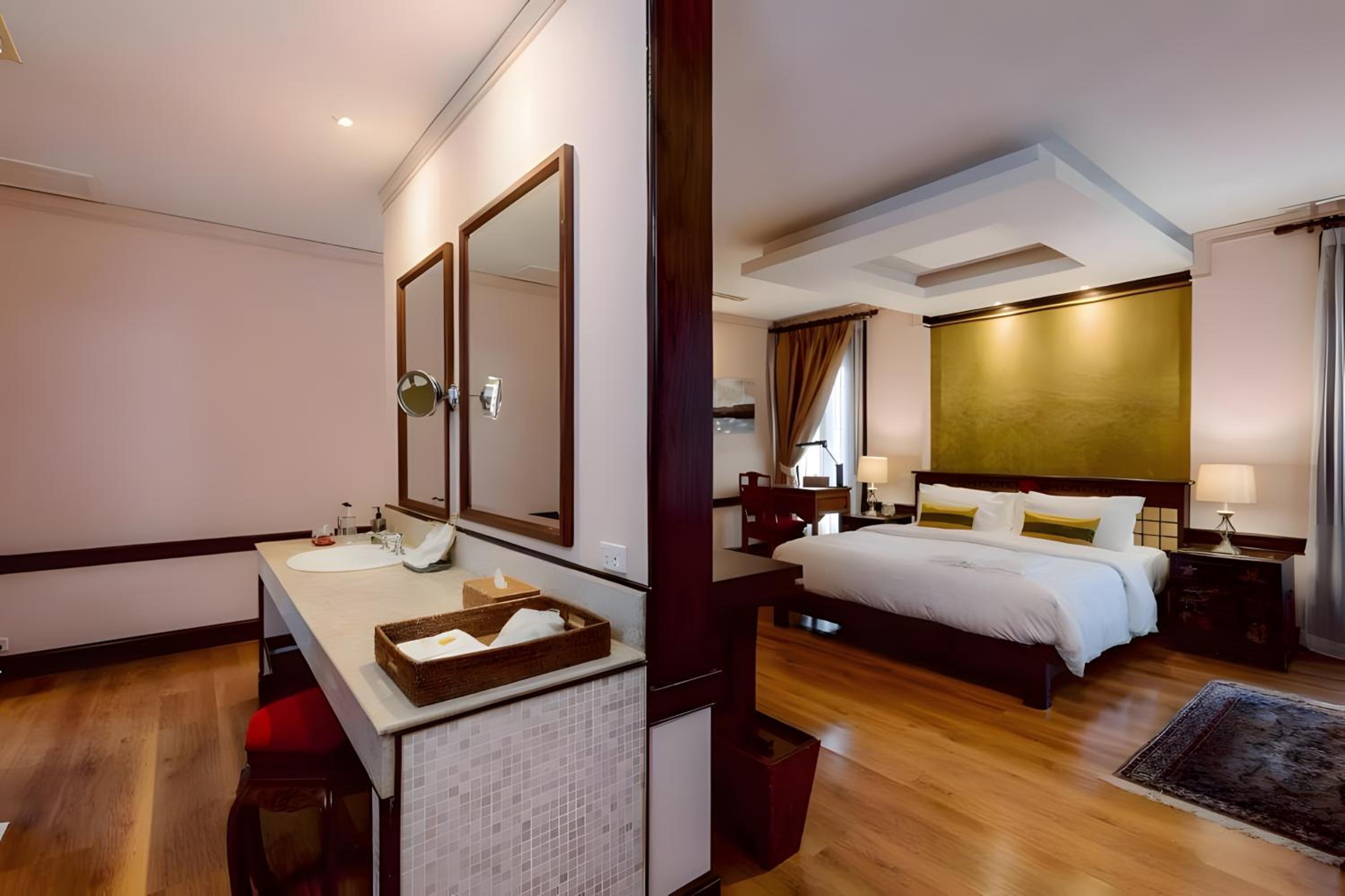 XX Lunar Mansion Hotel - โรงแรม ลูน่า แมนชั่น เชียงใหม่