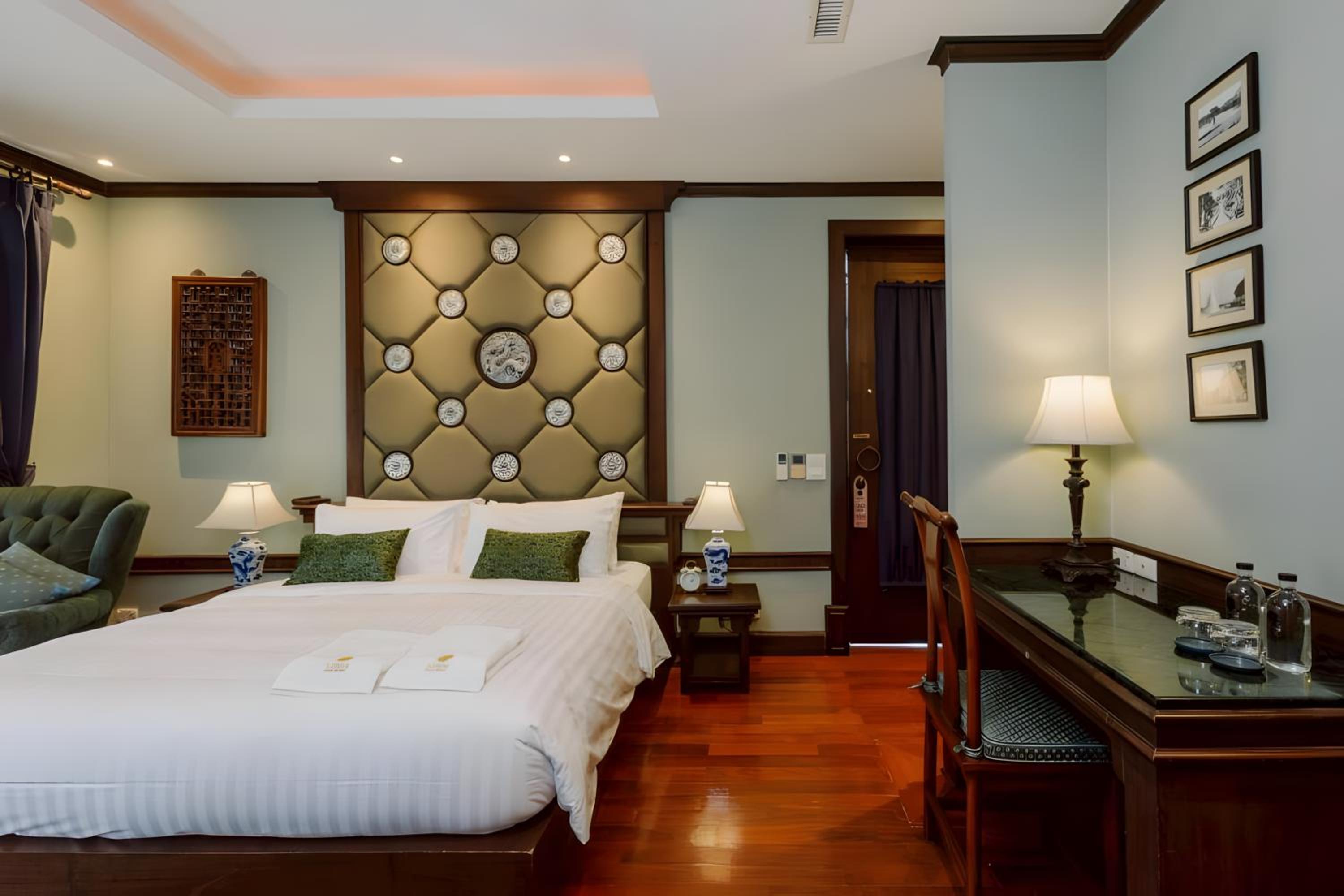 XX Lunar Mansion Hotel - โรงแรม ลูน่า แมนชั่น เชียงใหม่