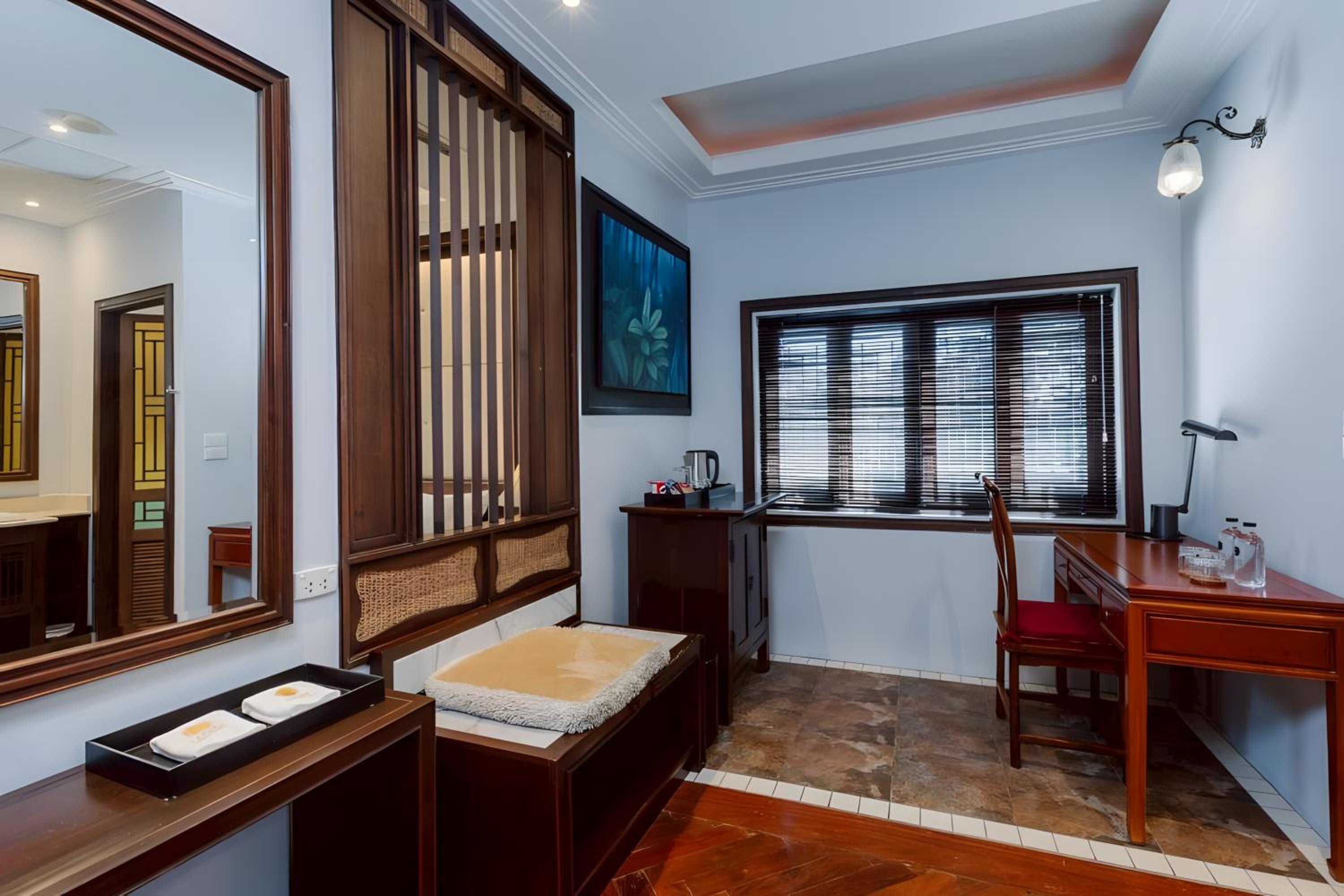 XX Lunar Mansion Hotel - โรงแรม ลูน่า แมนชั่น เชียงใหม่