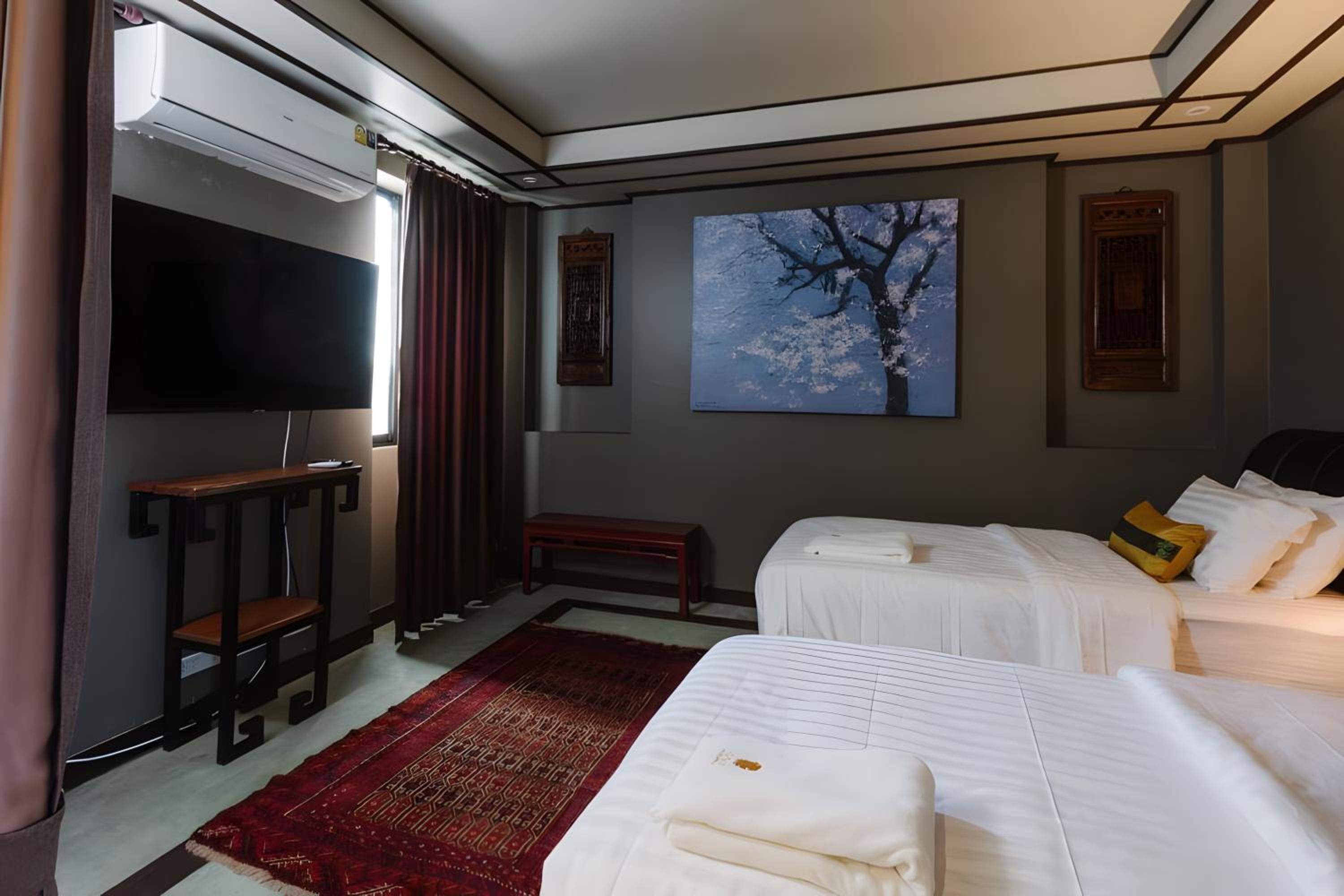 XX Lunar Mansion Hotel - โรงแรม ลูน่า แมนชั่น เชียงใหม่