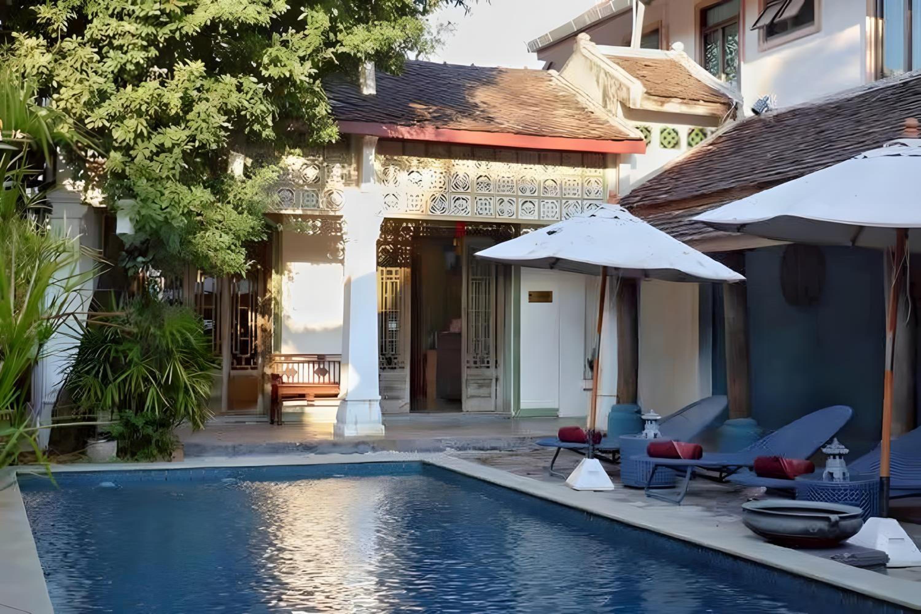 XX Lunar Mansion Hotel - โรงแรม ลูน่า แมนชั่น เชียงใหม่