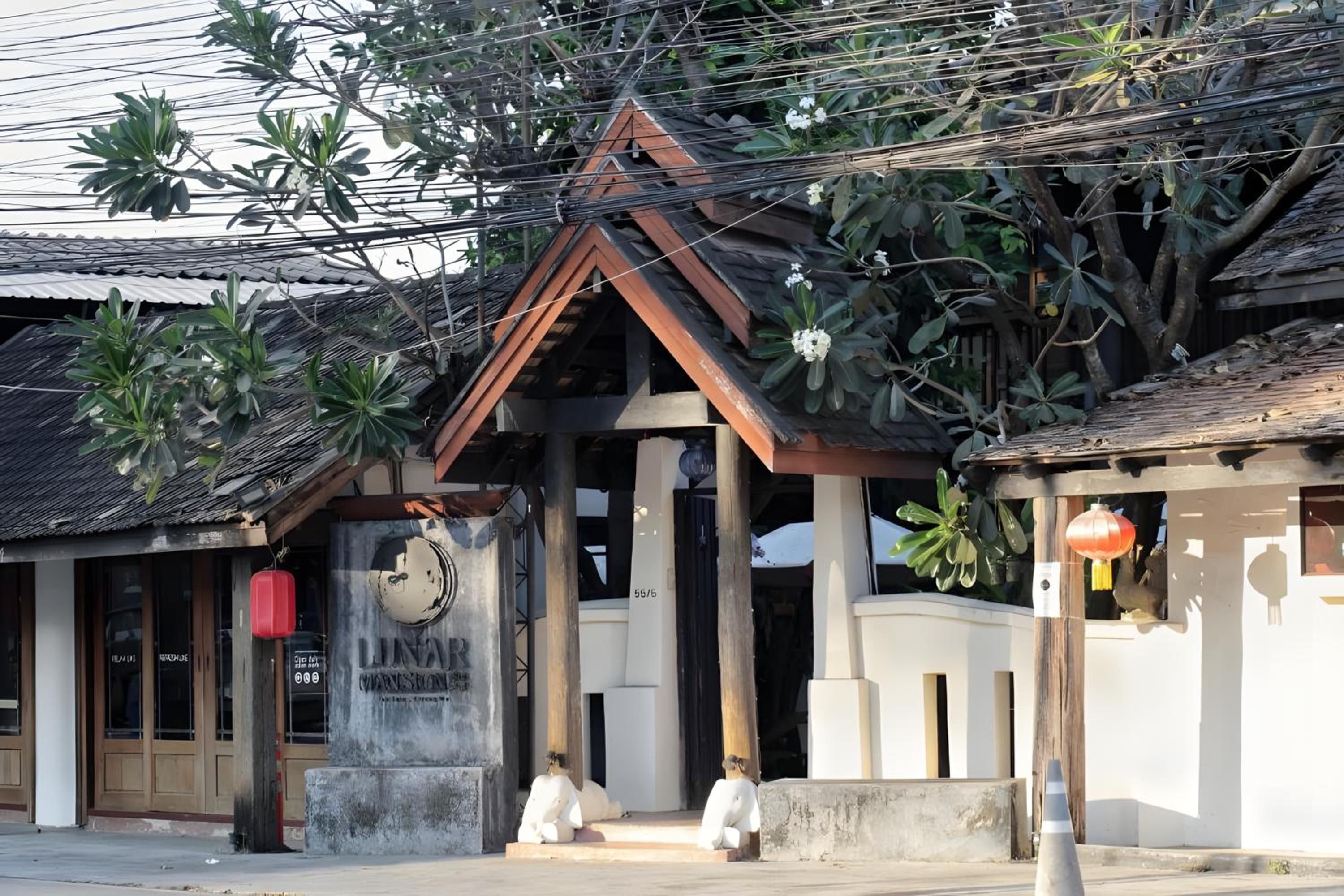 XX Lunar Mansion Hotel - โรงแรม ลูน่า แมนชั่น เชียงใหม่
