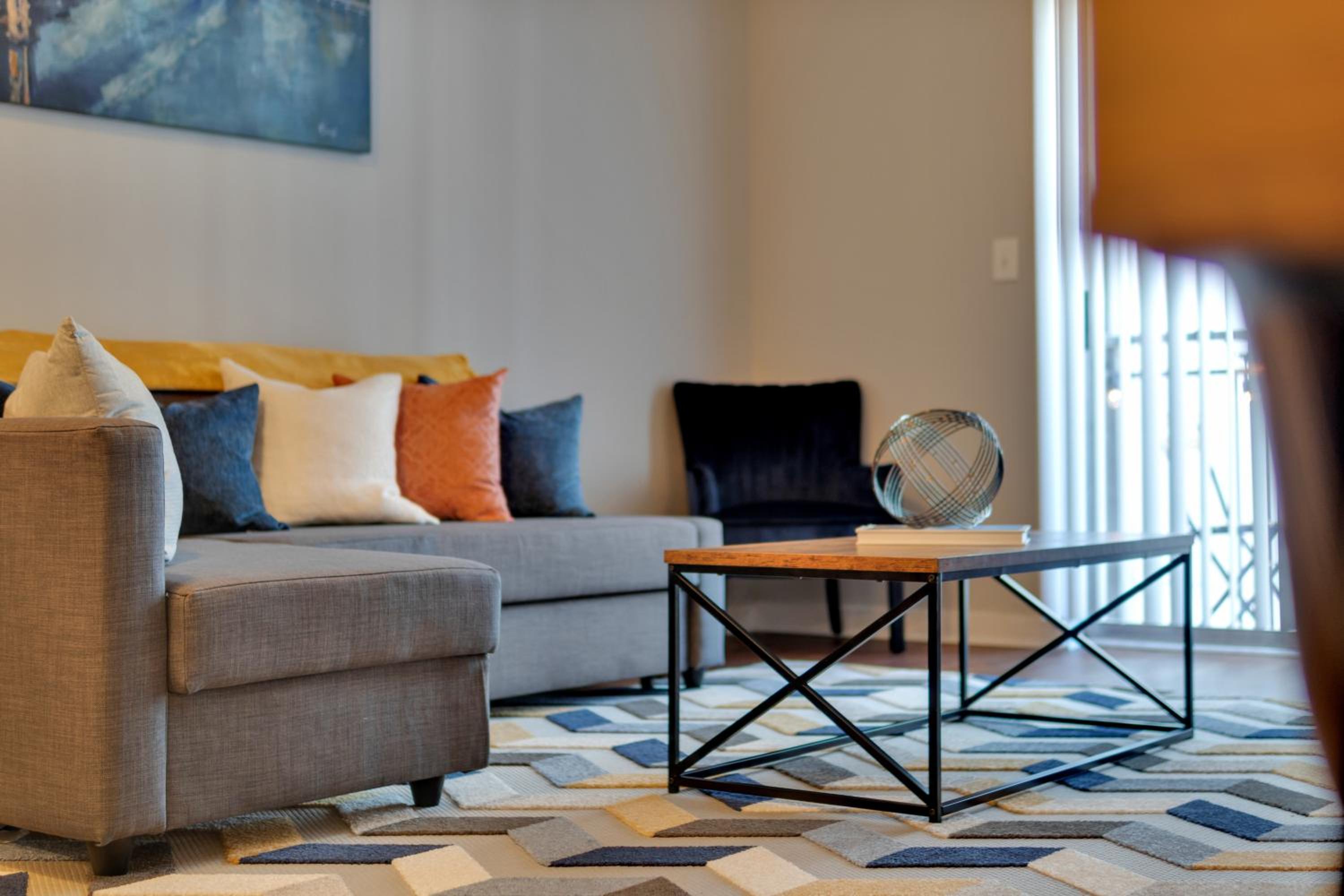 Midtown Escape Inman Park near Mercedes-Benz stadium- Free Parking