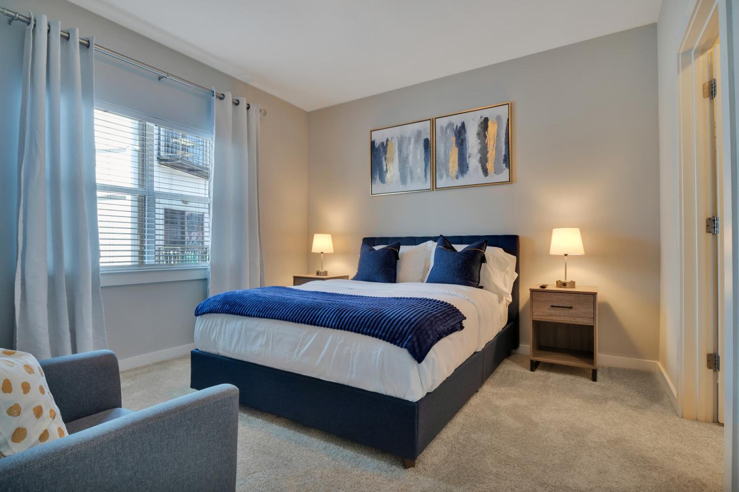 Midtown Escape Inman Park near Mercedes-Benz stadium- Free Parking