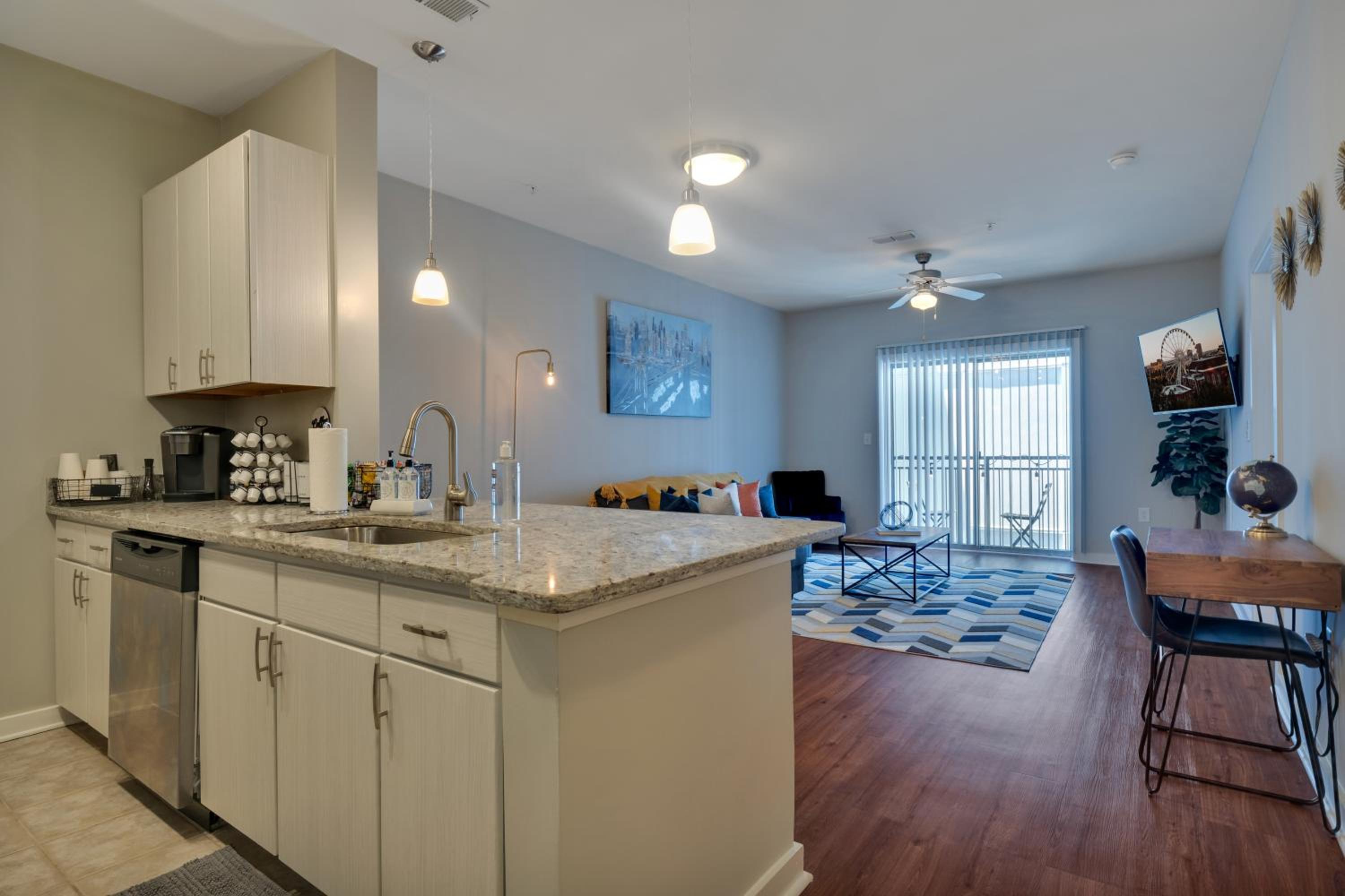 Midtown Escape Inman Park near Mercedes-Benz stadium- Free Parking
