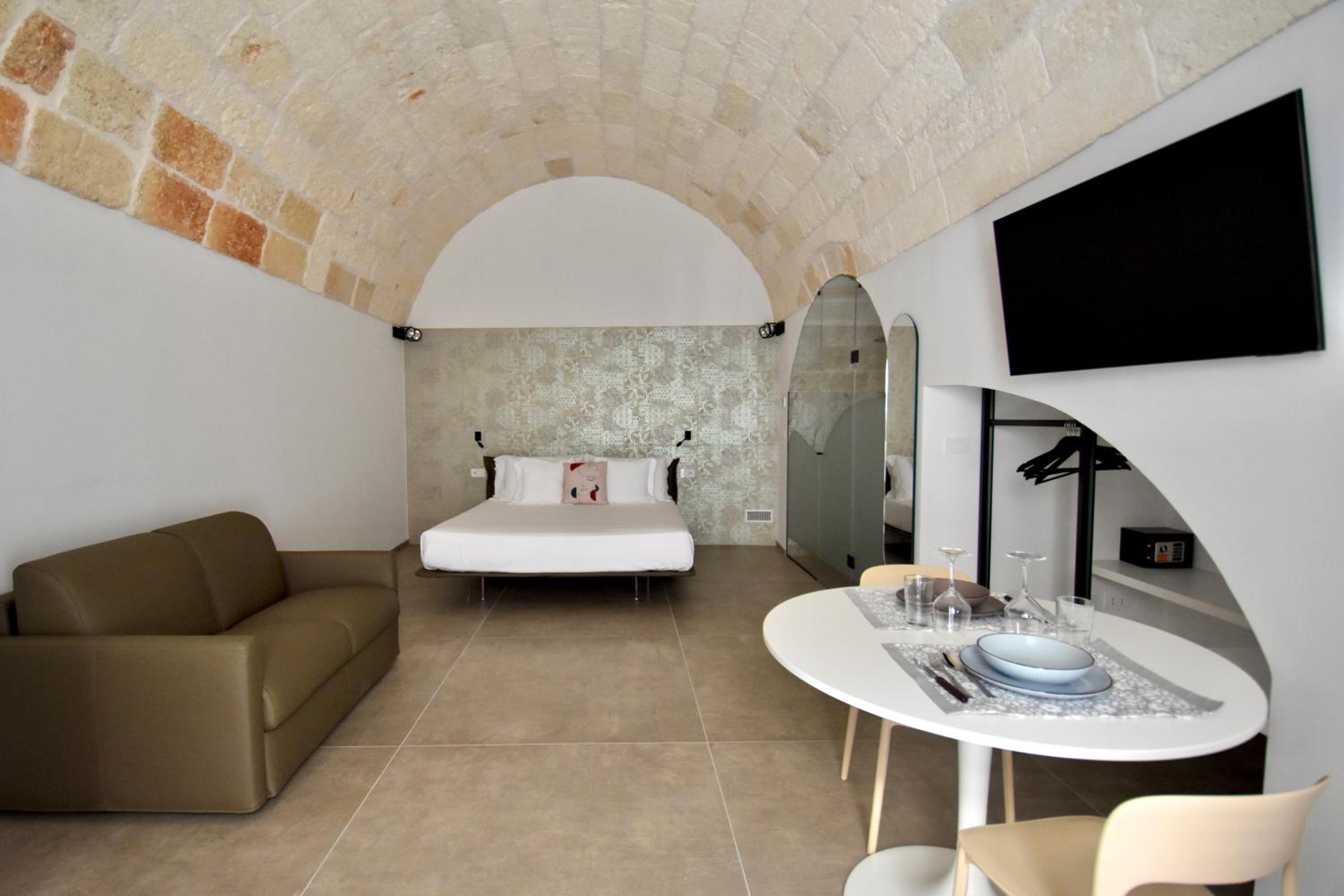 Bianca Suite & Room - Housea
