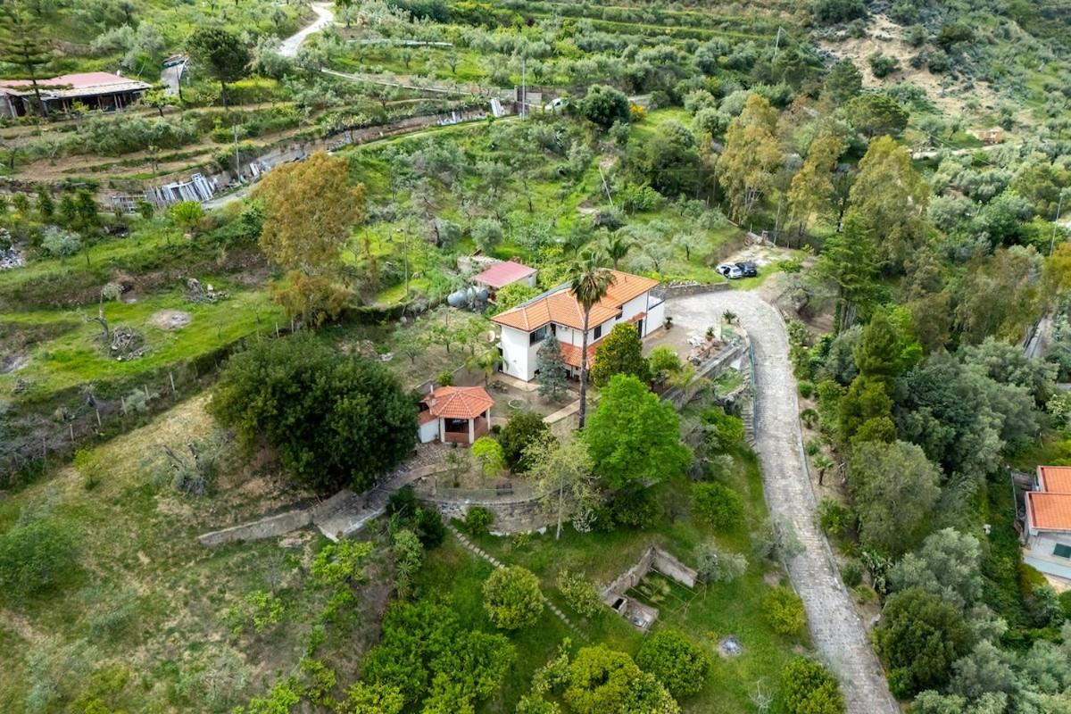 Panoramic Villa Fiore di Limone near Cefalú