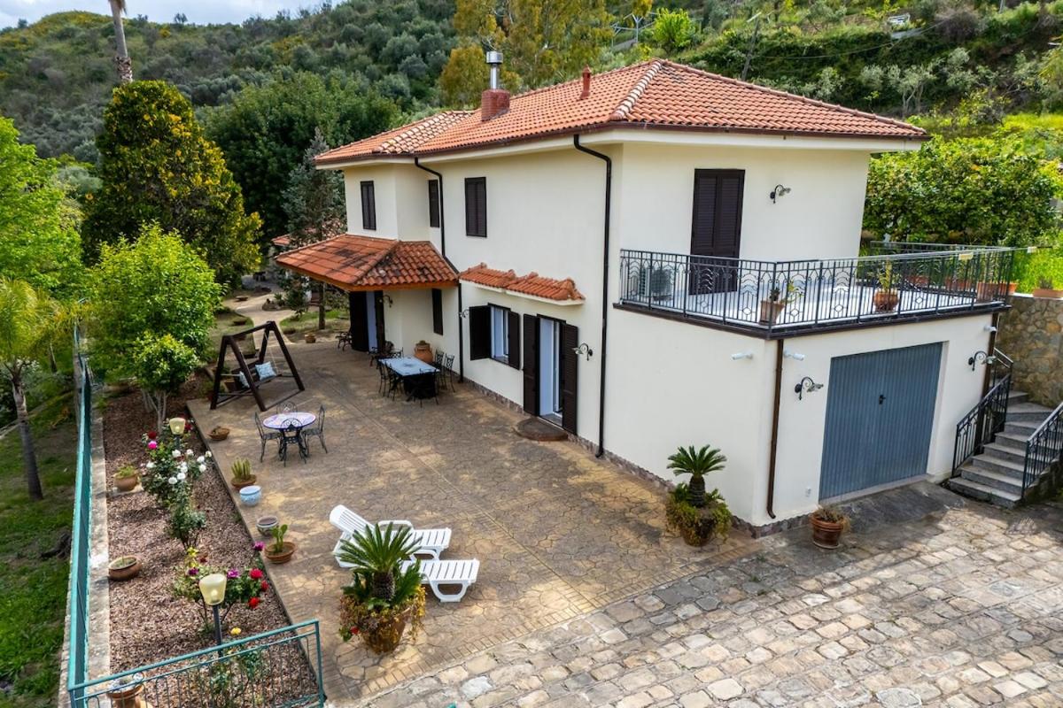 Panoramic Villa Fiore di Limone near Cefalú