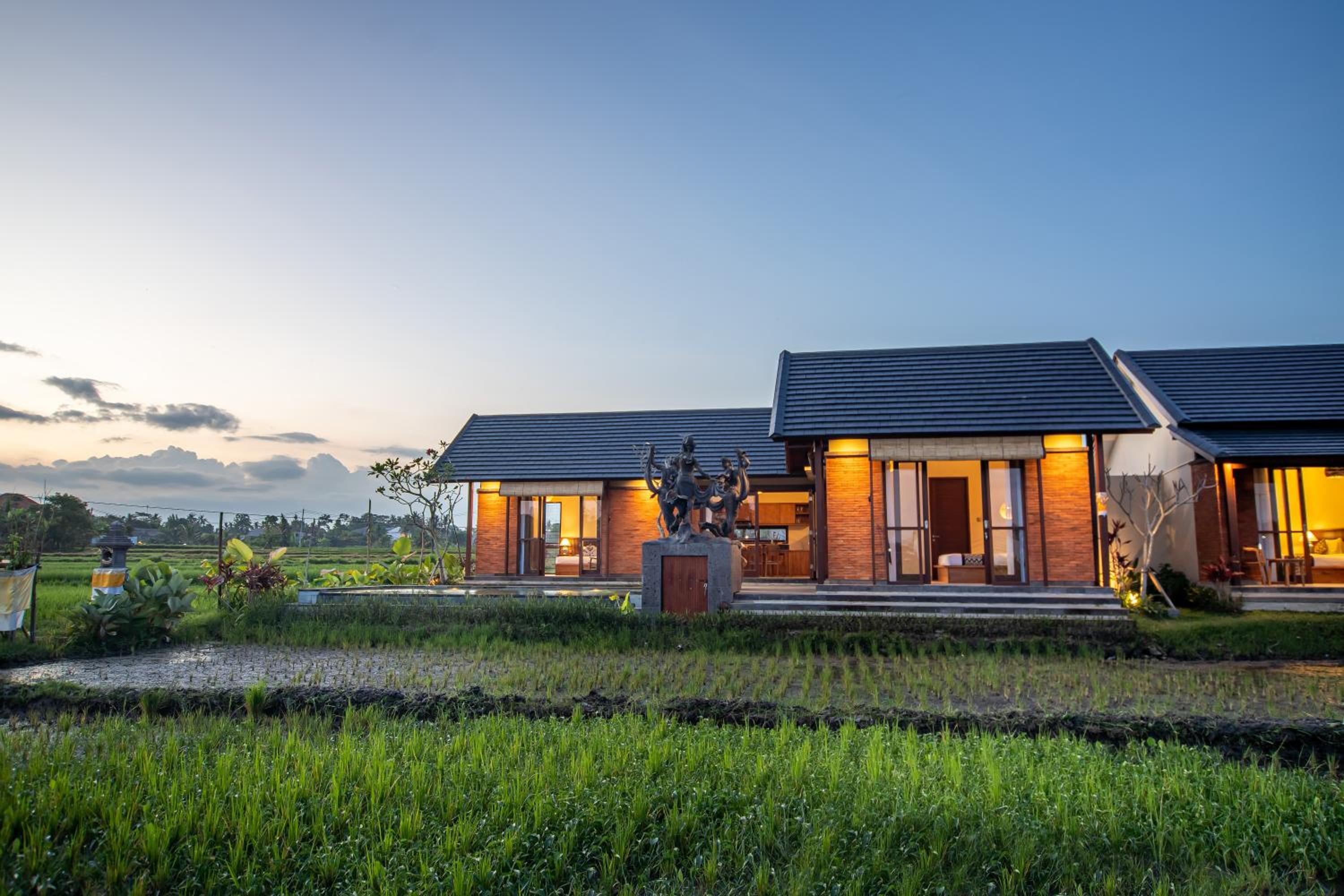 Artika Villa
