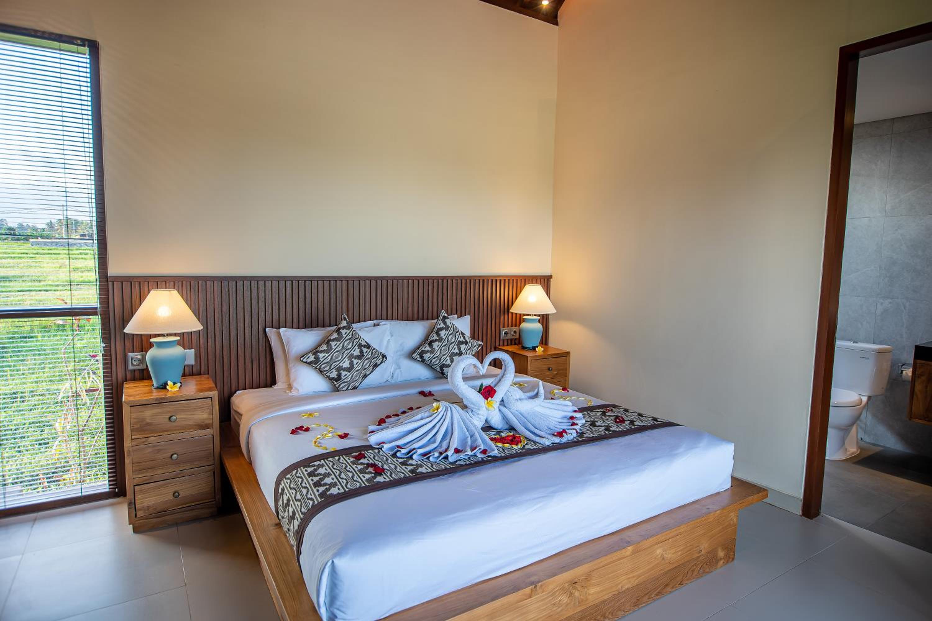 Artika Villa