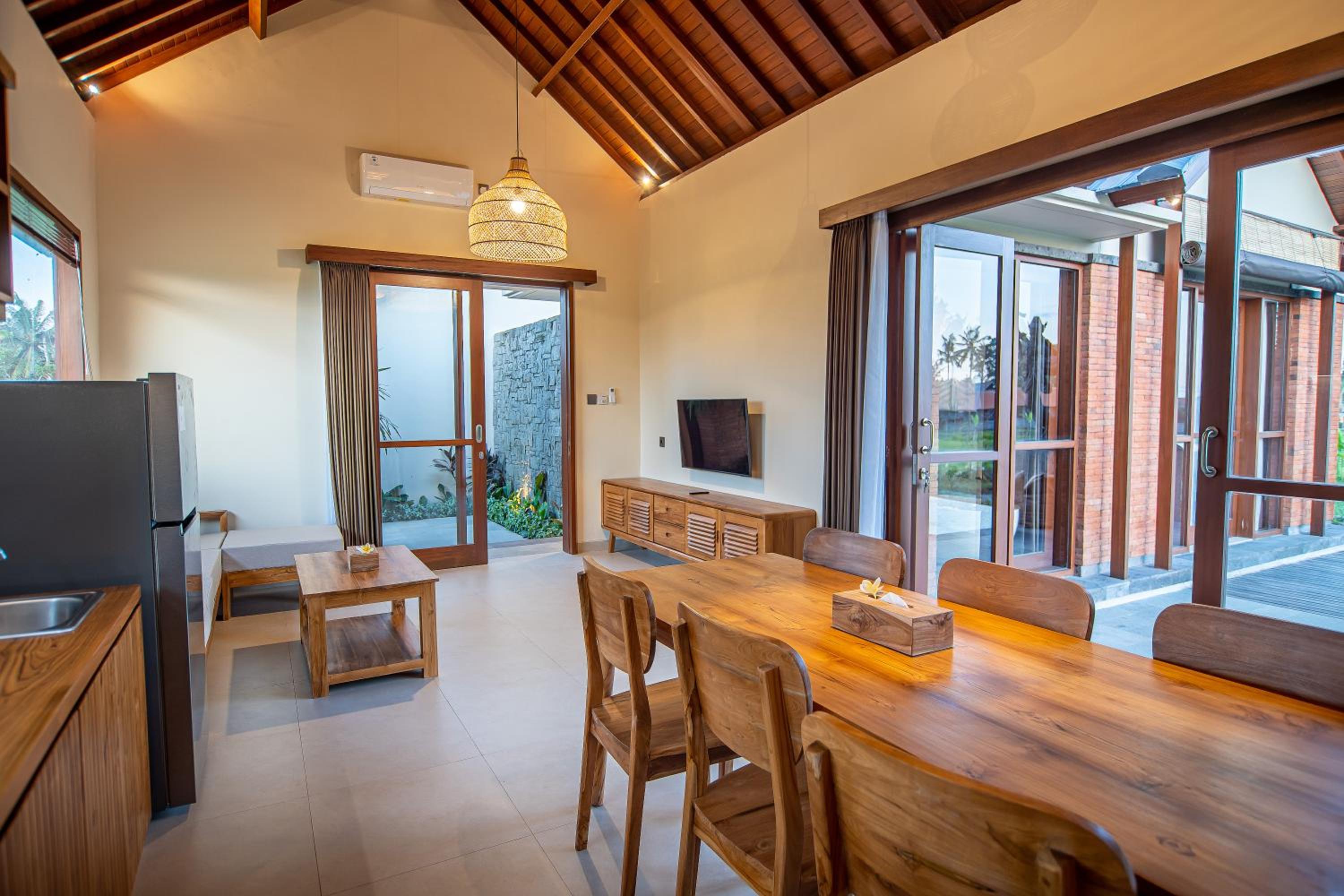 Artika Villa