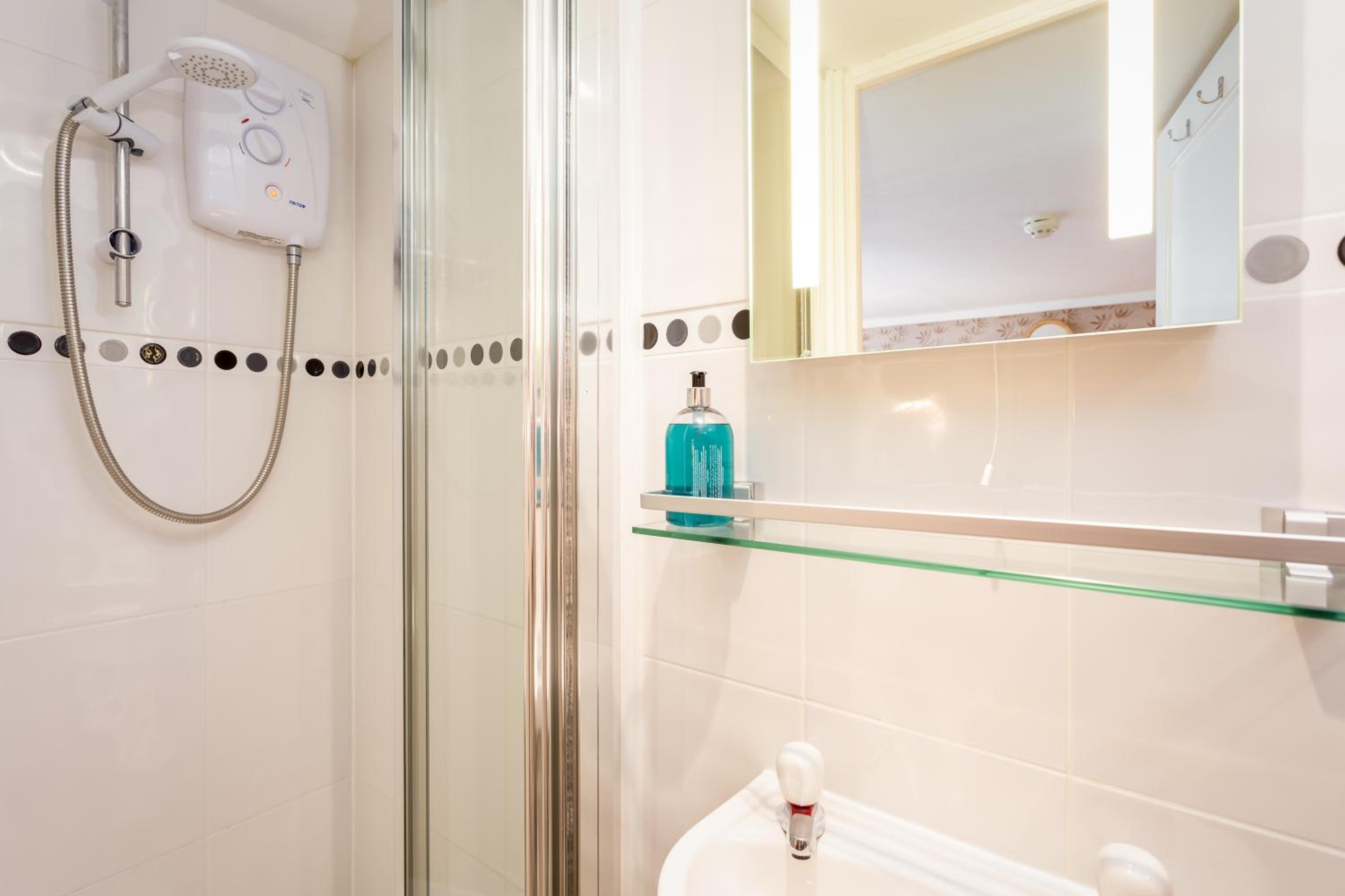Arden Park Ensuite Rooms