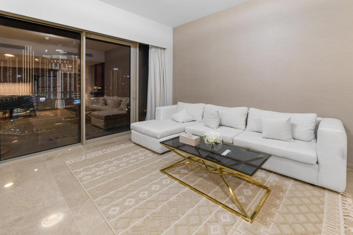 Luxury Stay Just Steps from Dubai Mall 2BR Grande
