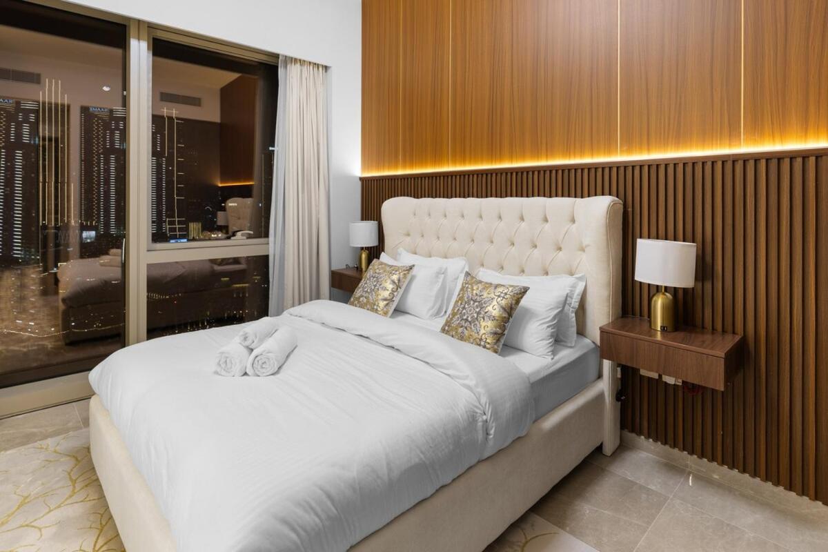 Luxury Stay Just Steps from Dubai Mall 2BR Grande