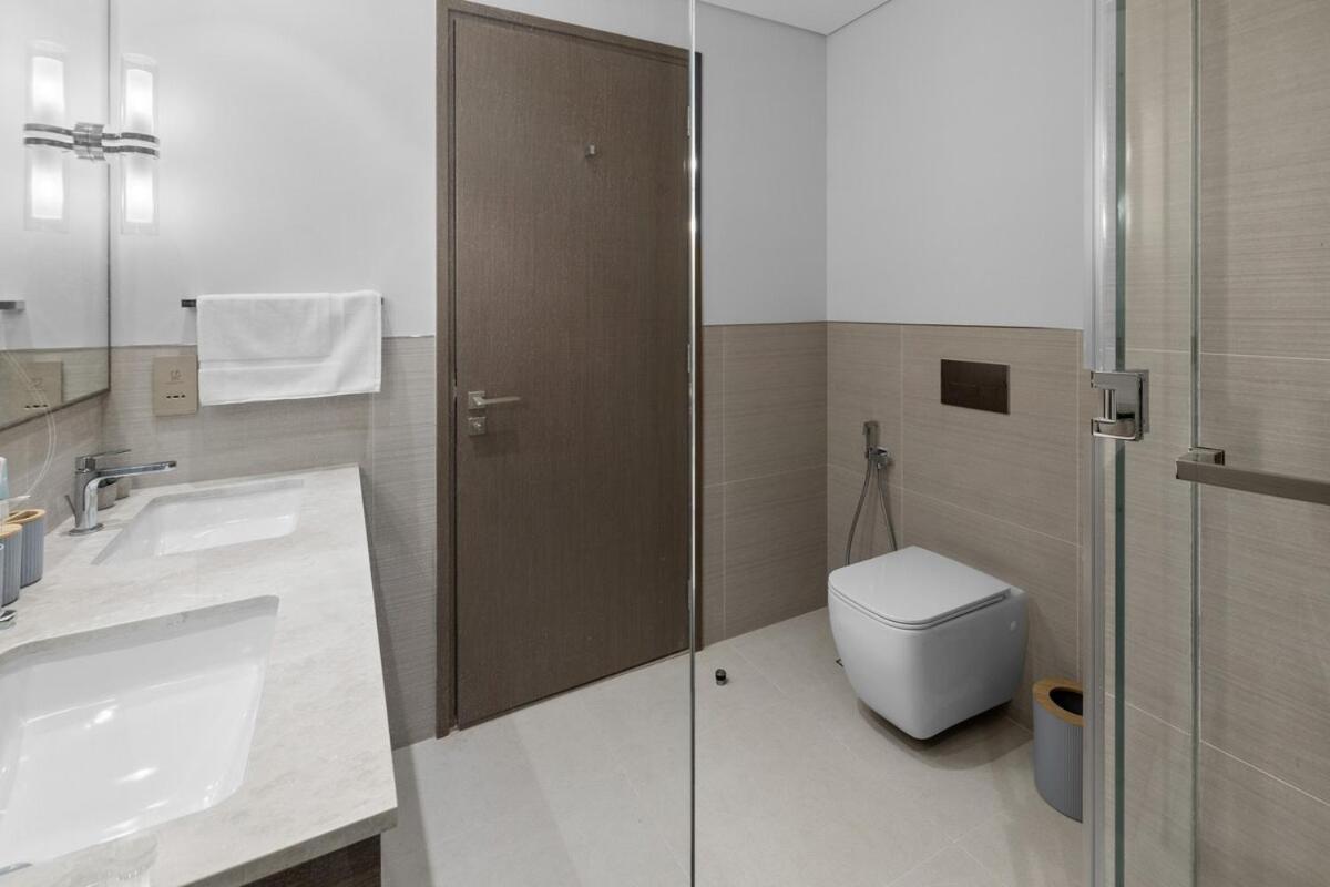 Luxury Stay Just Steps from Dubai Mall 2BR Grande