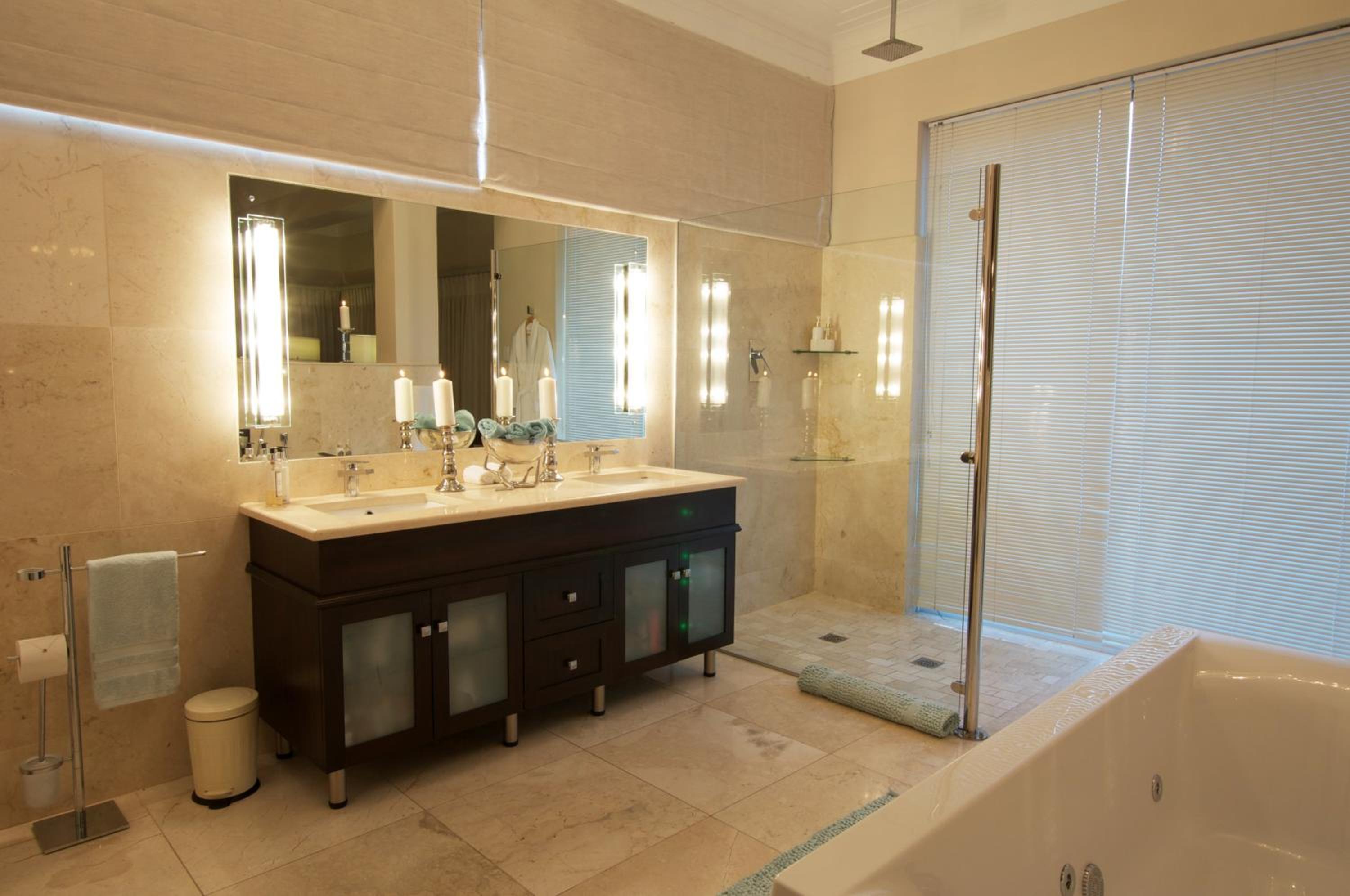 Island Way Villa