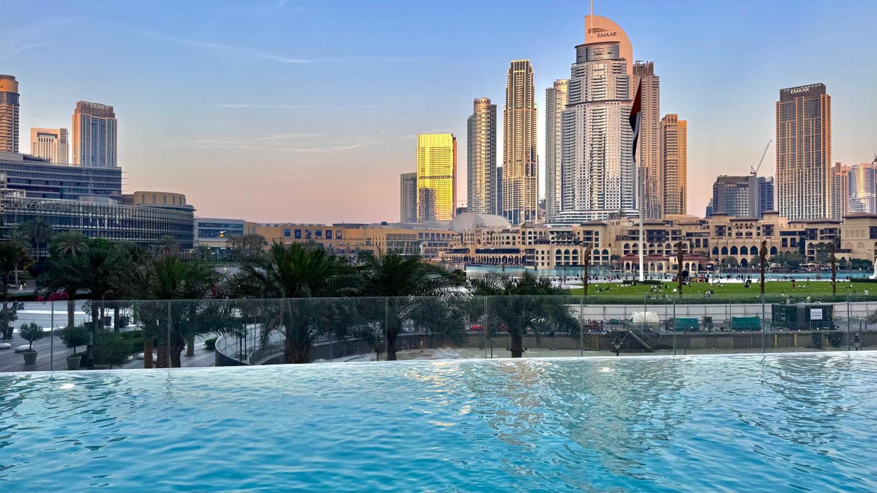 Grande 2BR Apartment with Burj Khalifa & Fountain Views