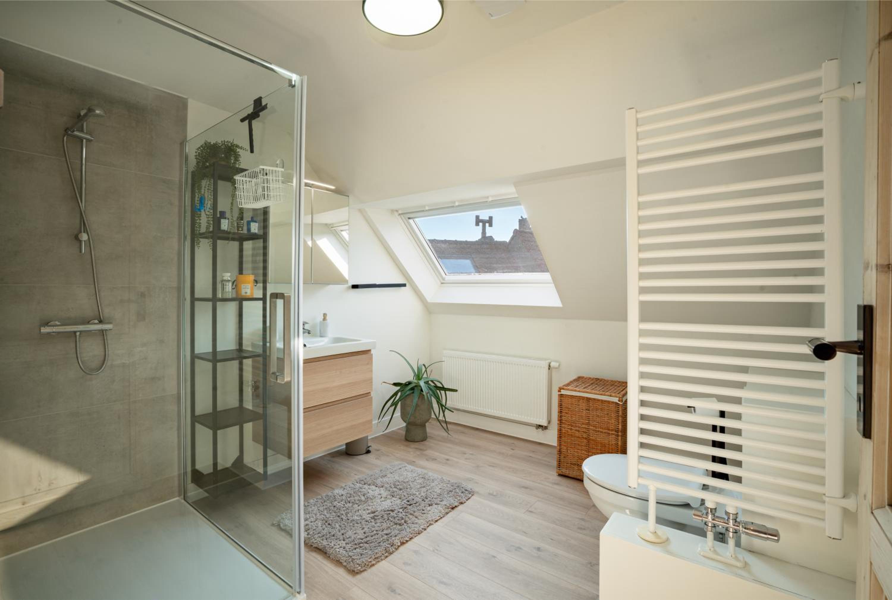 House with 5 Bedrooms - Ideal for Families & Groups