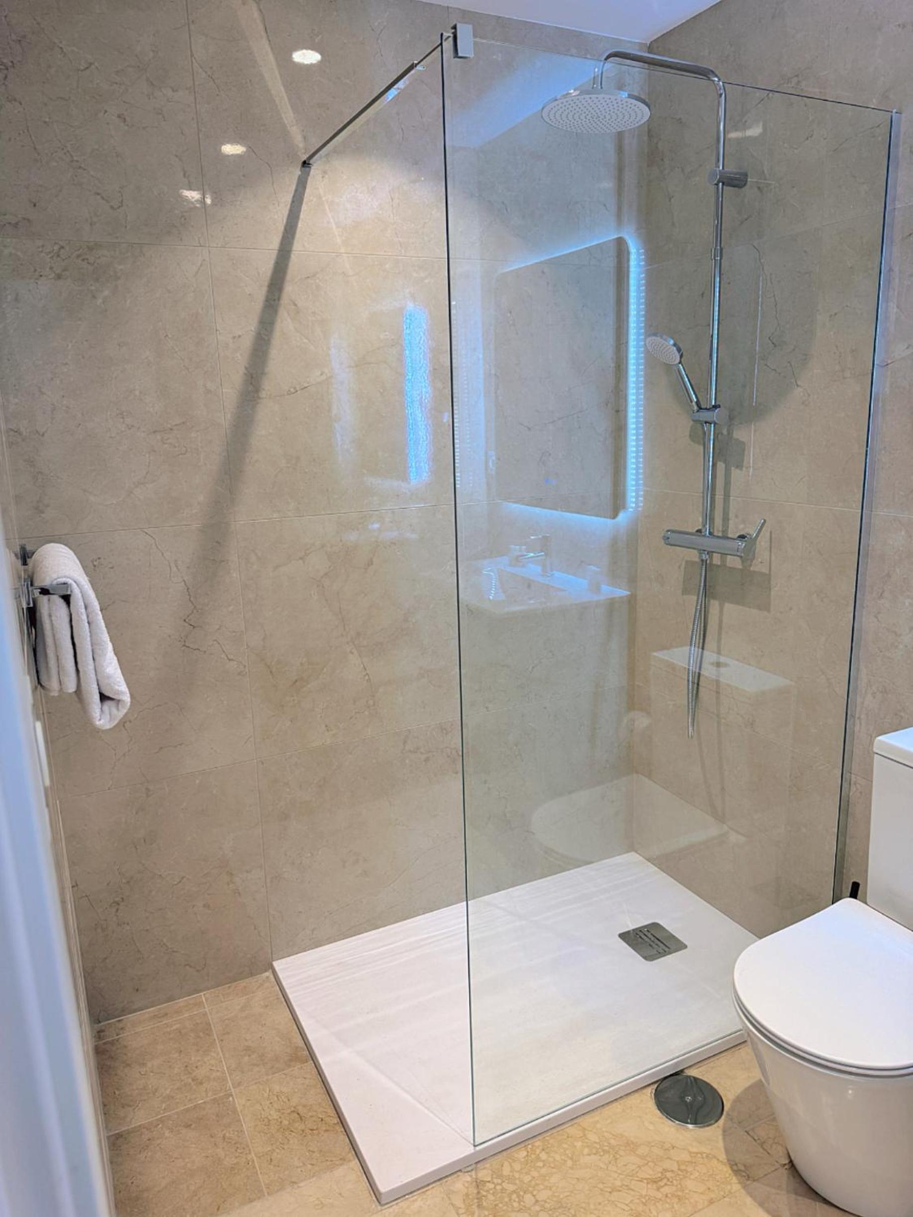2 Bed Apartment in Bena Vista, Estepona
