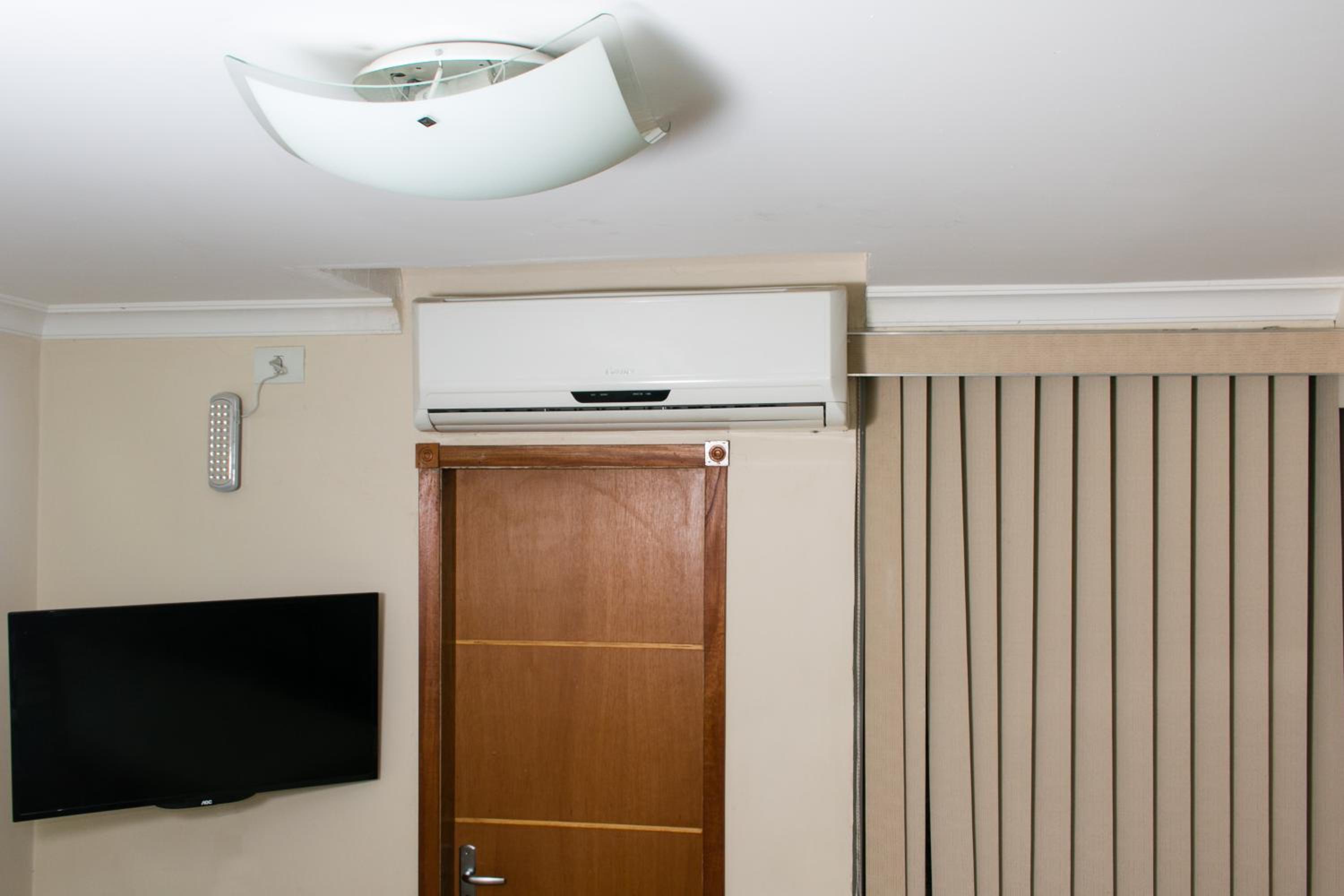 Hotel Pousada Bonita - 150m Metrô Paraiso e 1Km do inicio Av Paulista