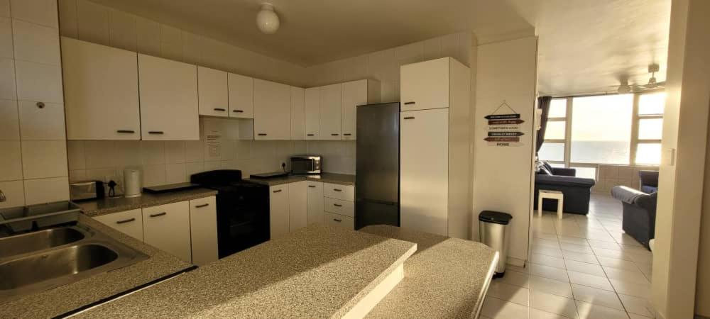 Peacehaven's Top Floor Gem 703