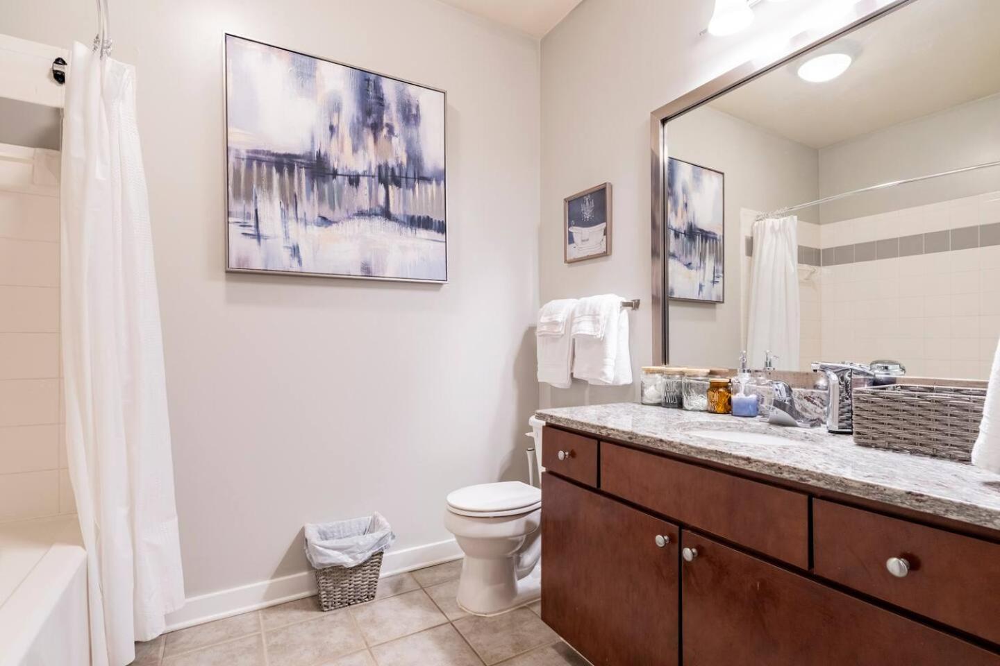 Midtown Escape Inman Park near Mercedes-Benz stadium- Free Parking