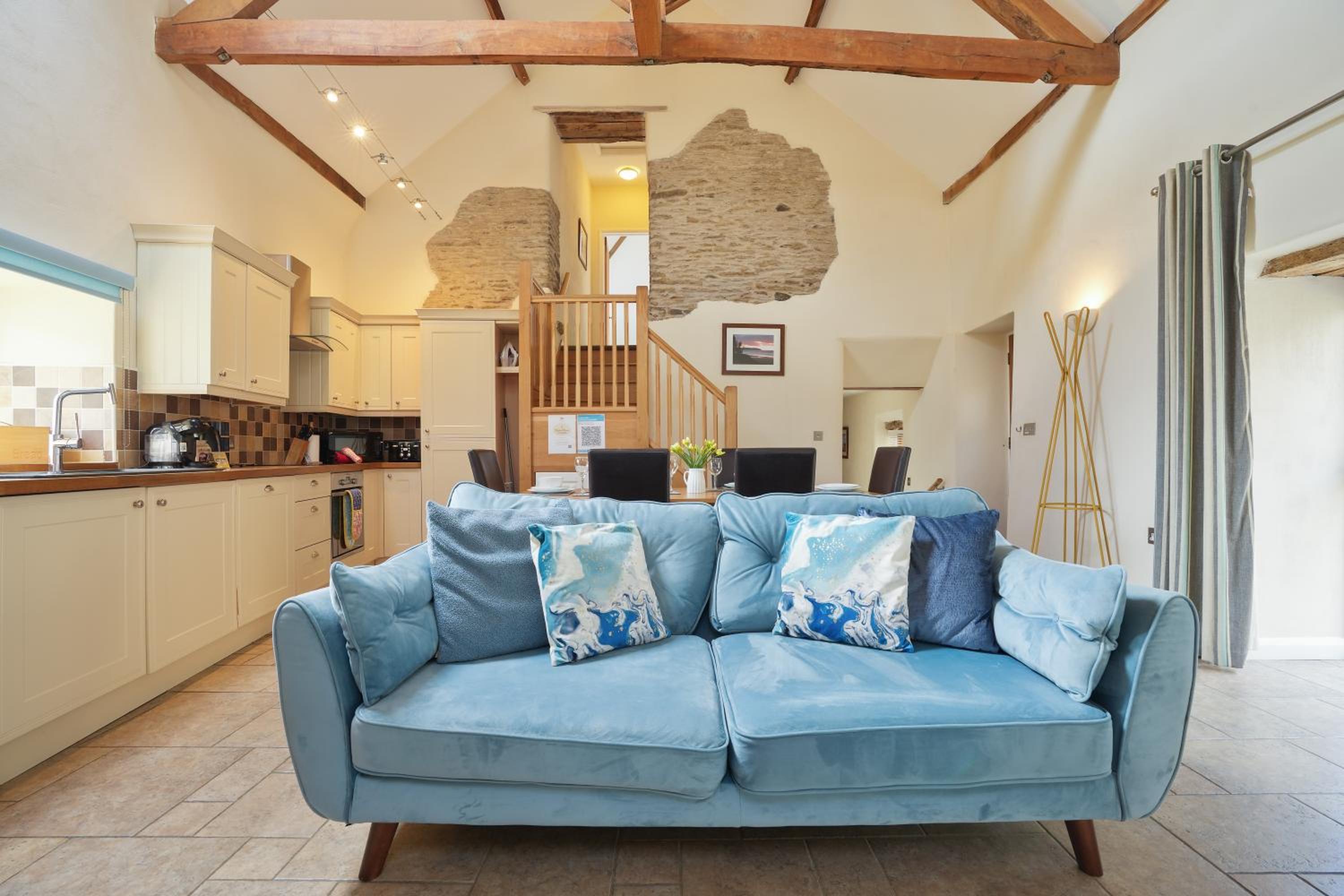 Beautiful Barn Conversion with Games Room