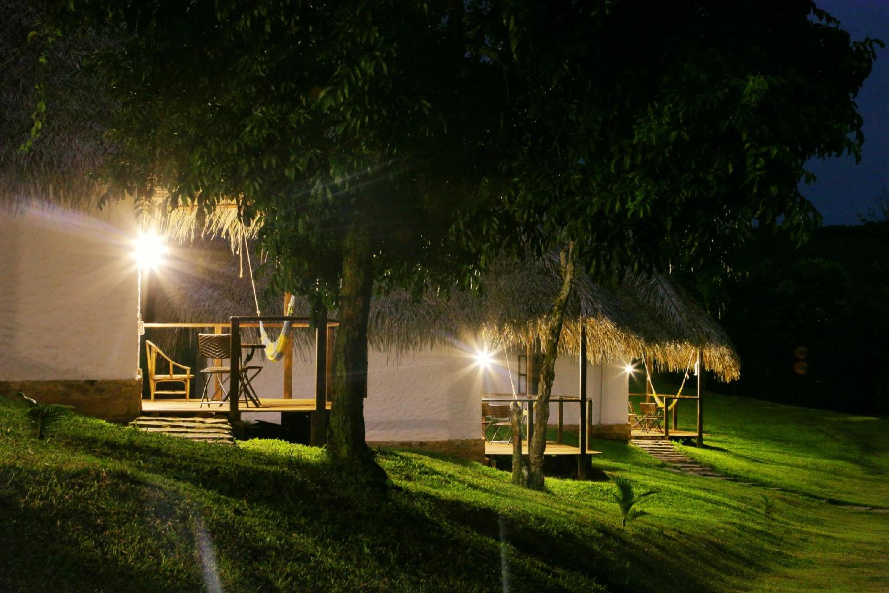 Sauce Lodge - Laguna Azul