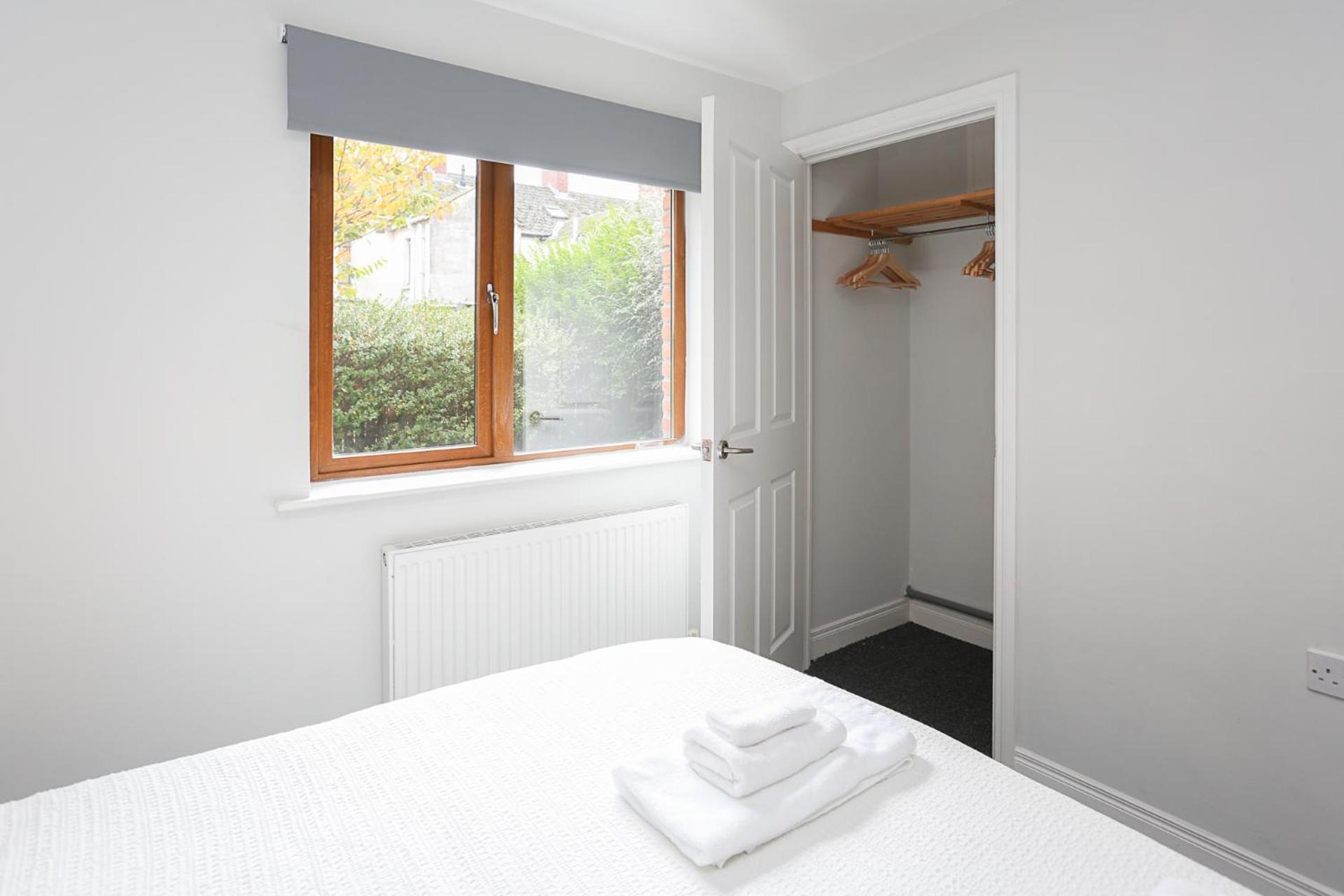Newly refurbished! Eastside Escape - Conveniently located with fantastic local transport links