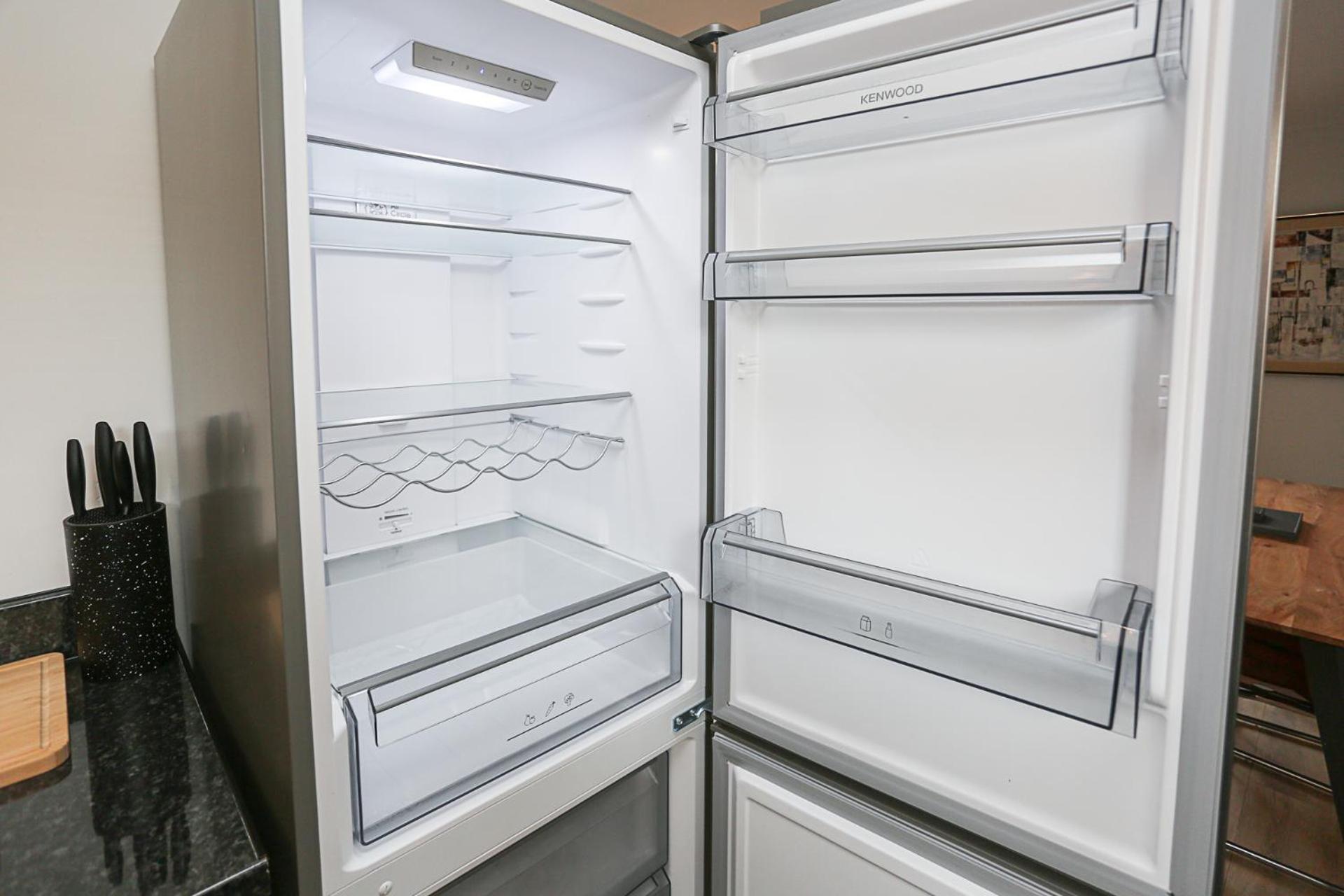 Newly refurbished! Eastside Escape - Conveniently located with fantastic local transport links