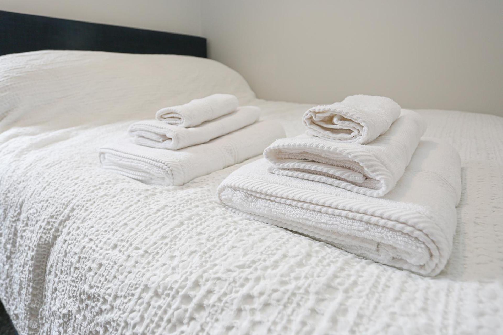 Newly refurbished! Eastside Escape - Conveniently located with fantastic local transport links
