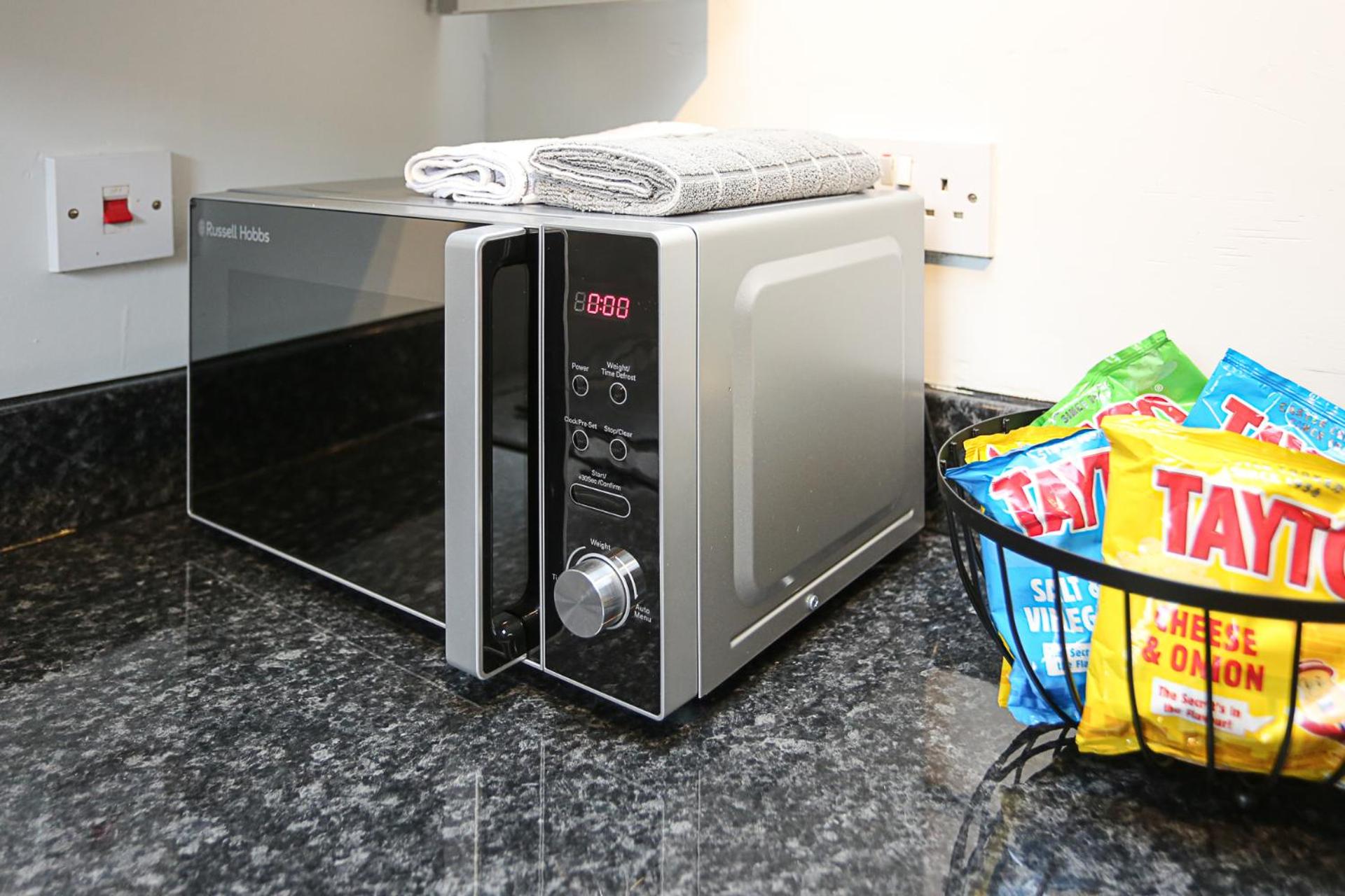 Newly refurbished! Eastside Escape - Conveniently located with fantastic local transport links