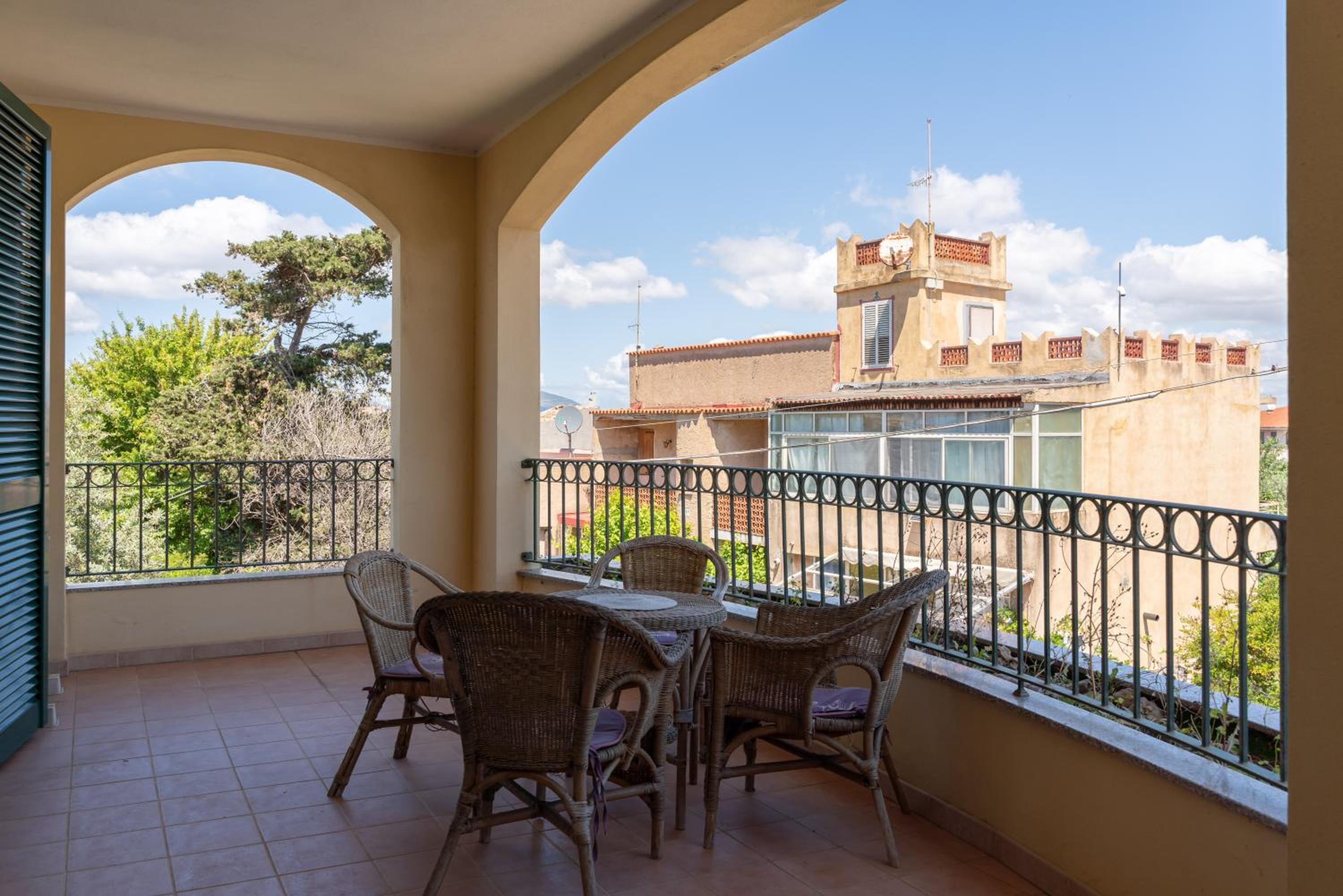 Villa Laconi
