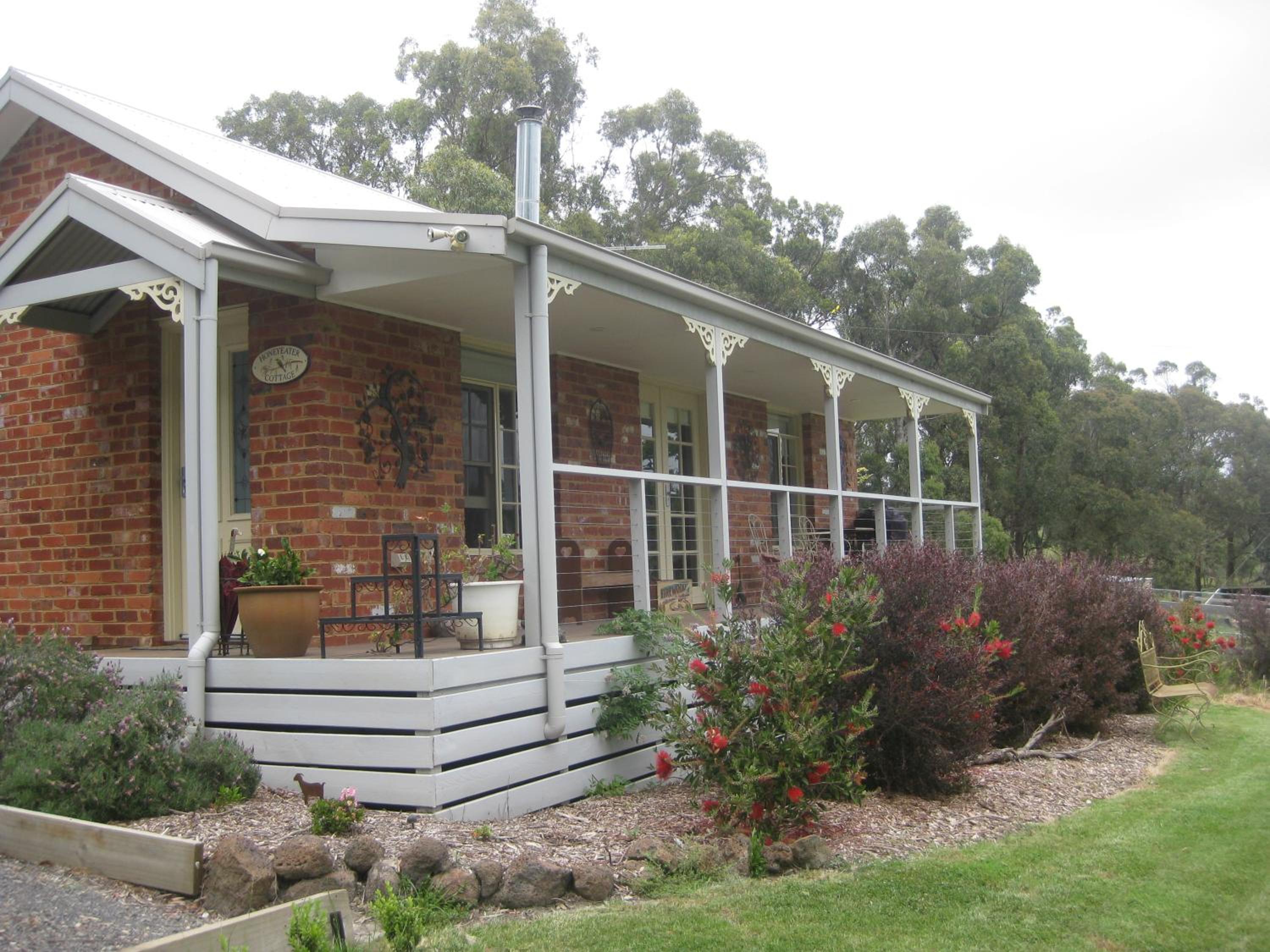 Hotel Honeyeater Cottage - Image 1
