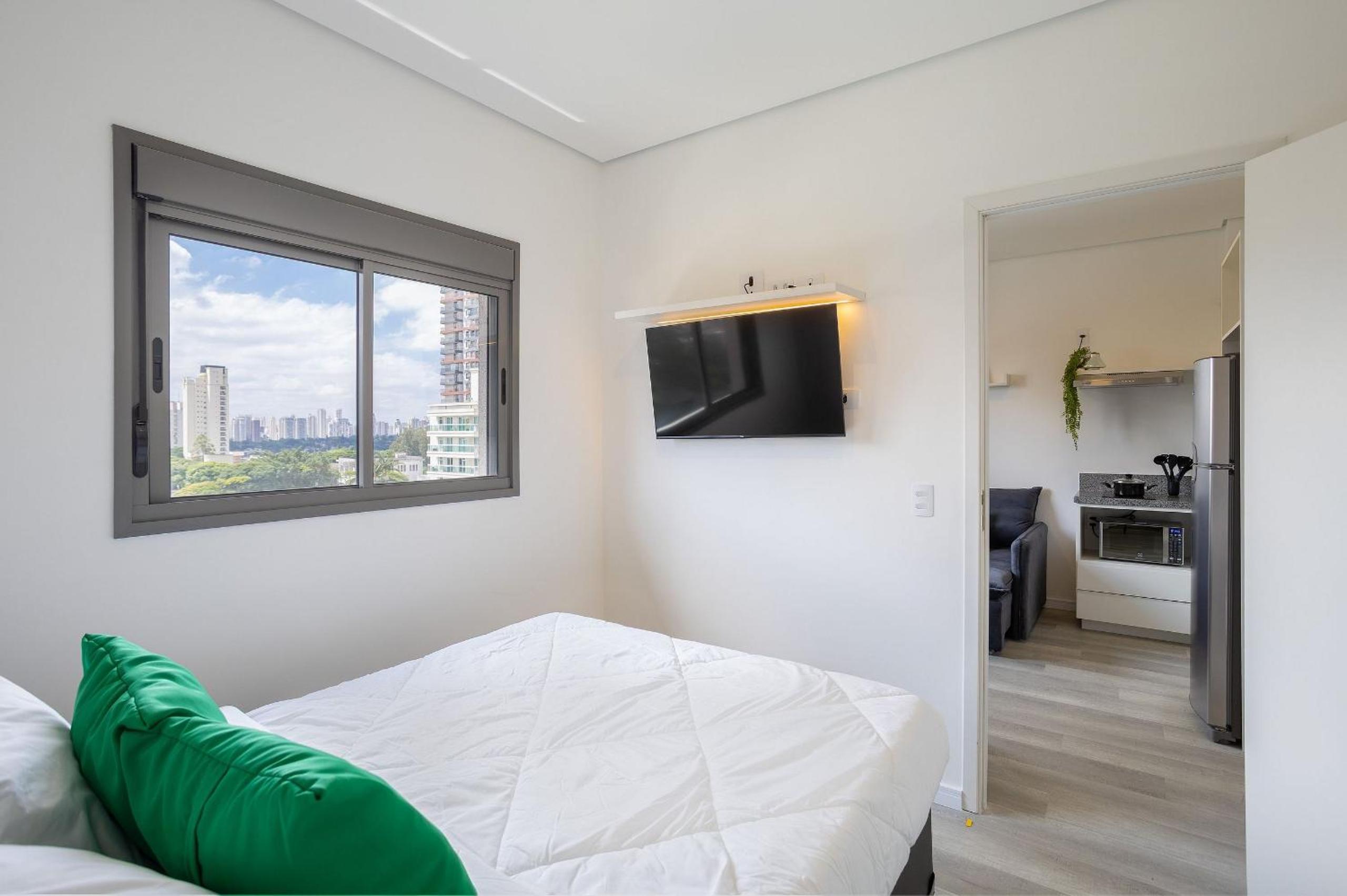 AD330 by Conviva