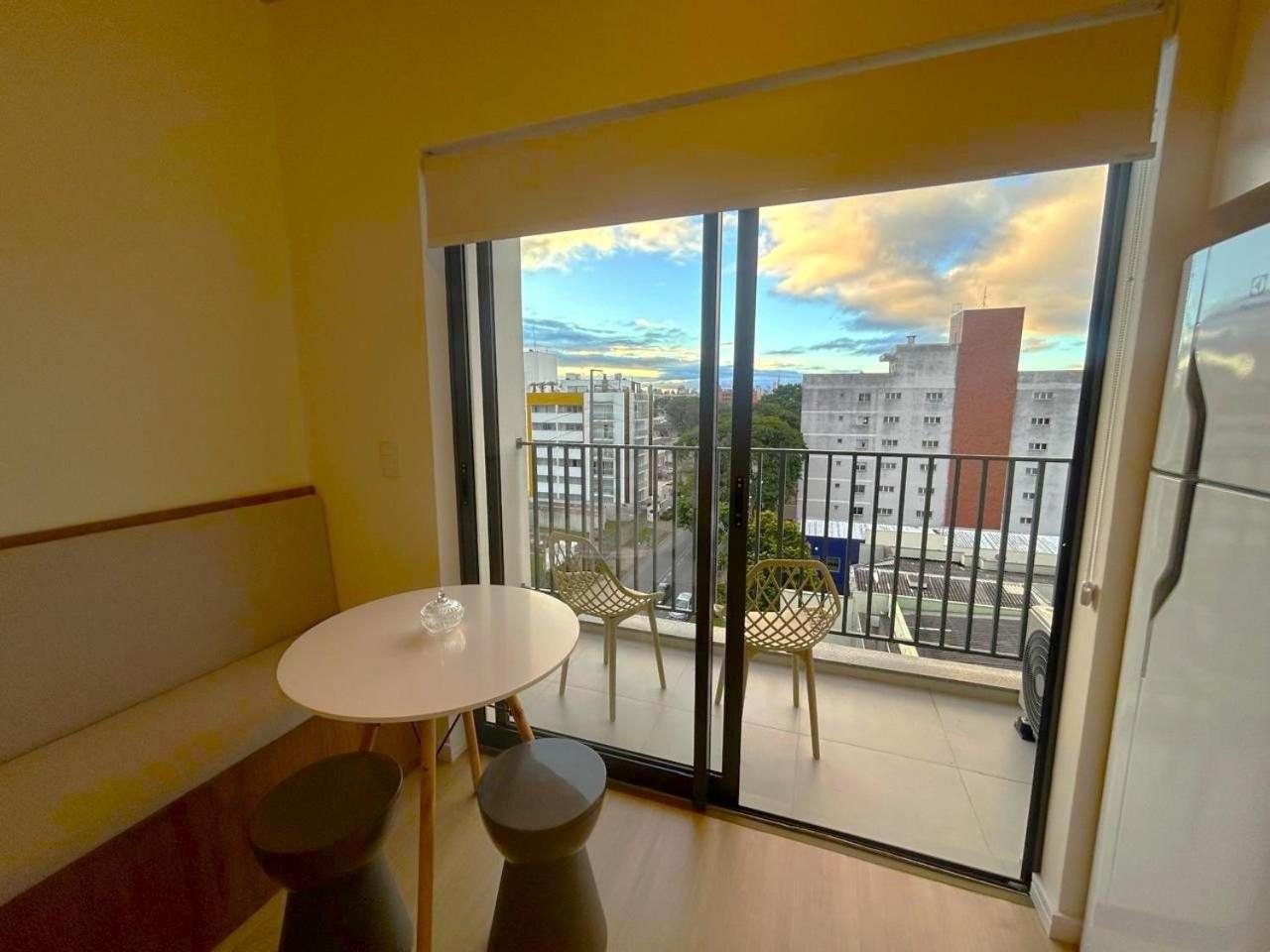 Fully equipped apartments just a few steps from the Botanical Garden in Curitiba - EBI
