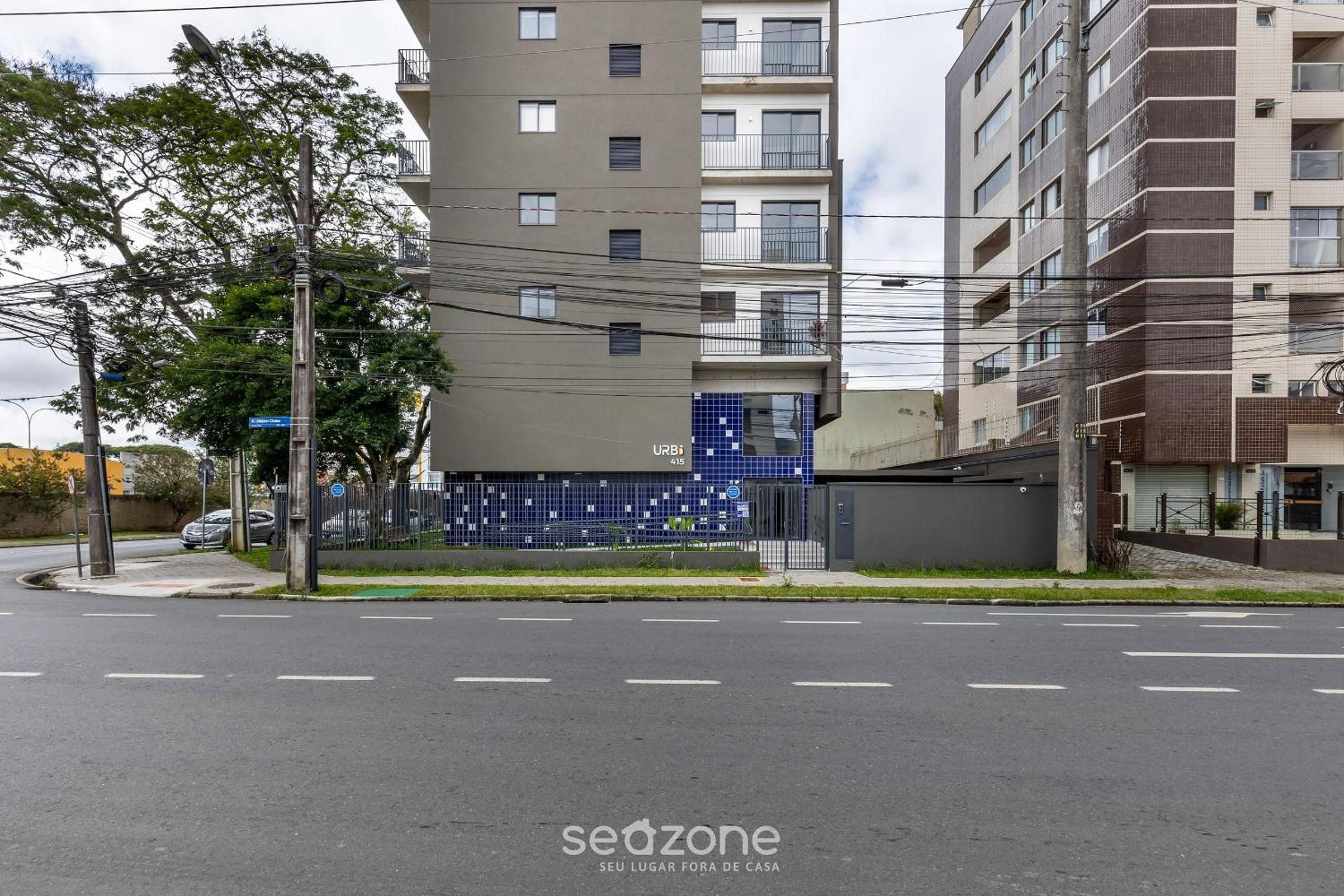 Fully equipped apartments just a few steps from the Botanical Garden in Curitiba - EBI