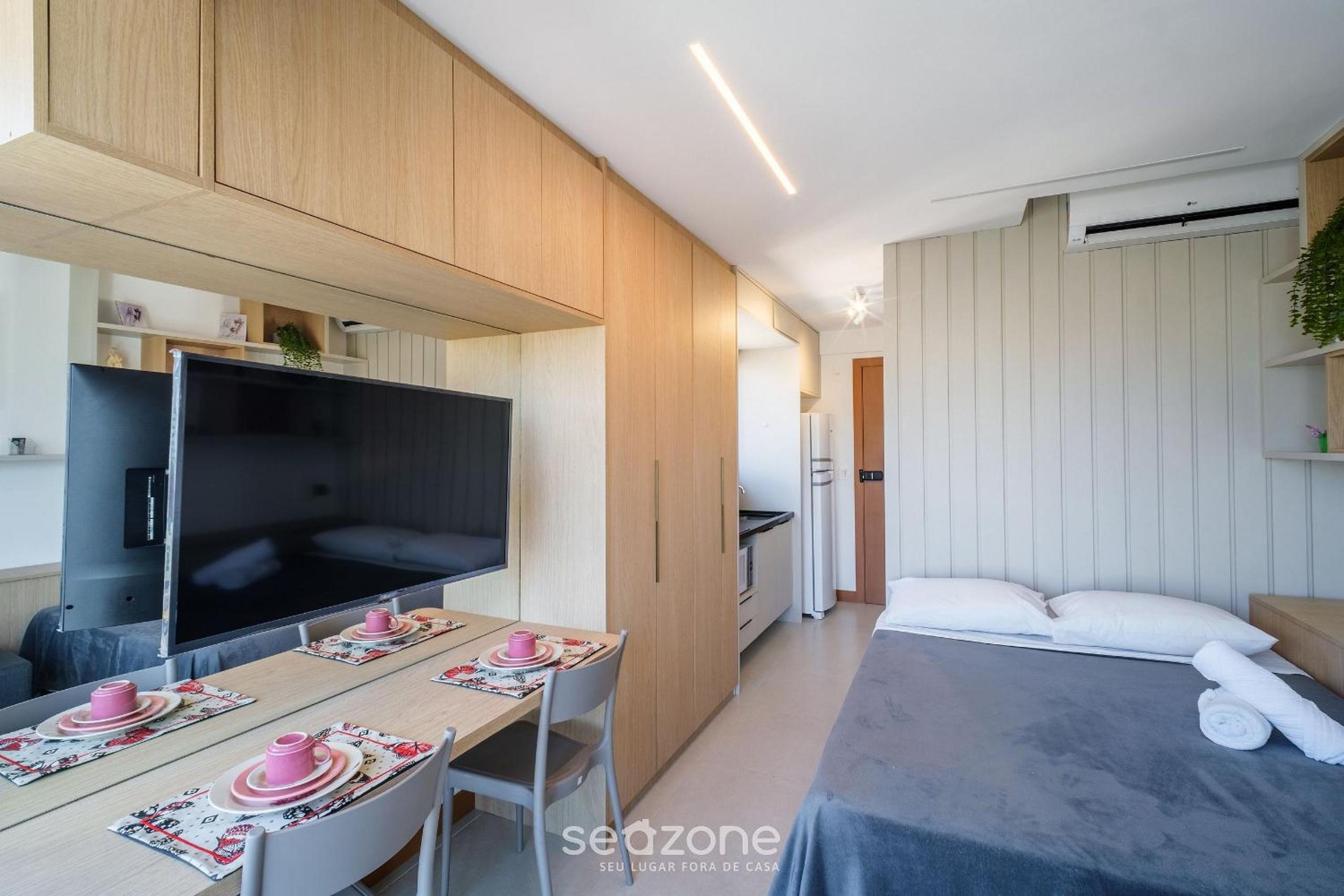Modern and Fully Equipped Apartments 500m from Barra Beach in Salvador – ZNB