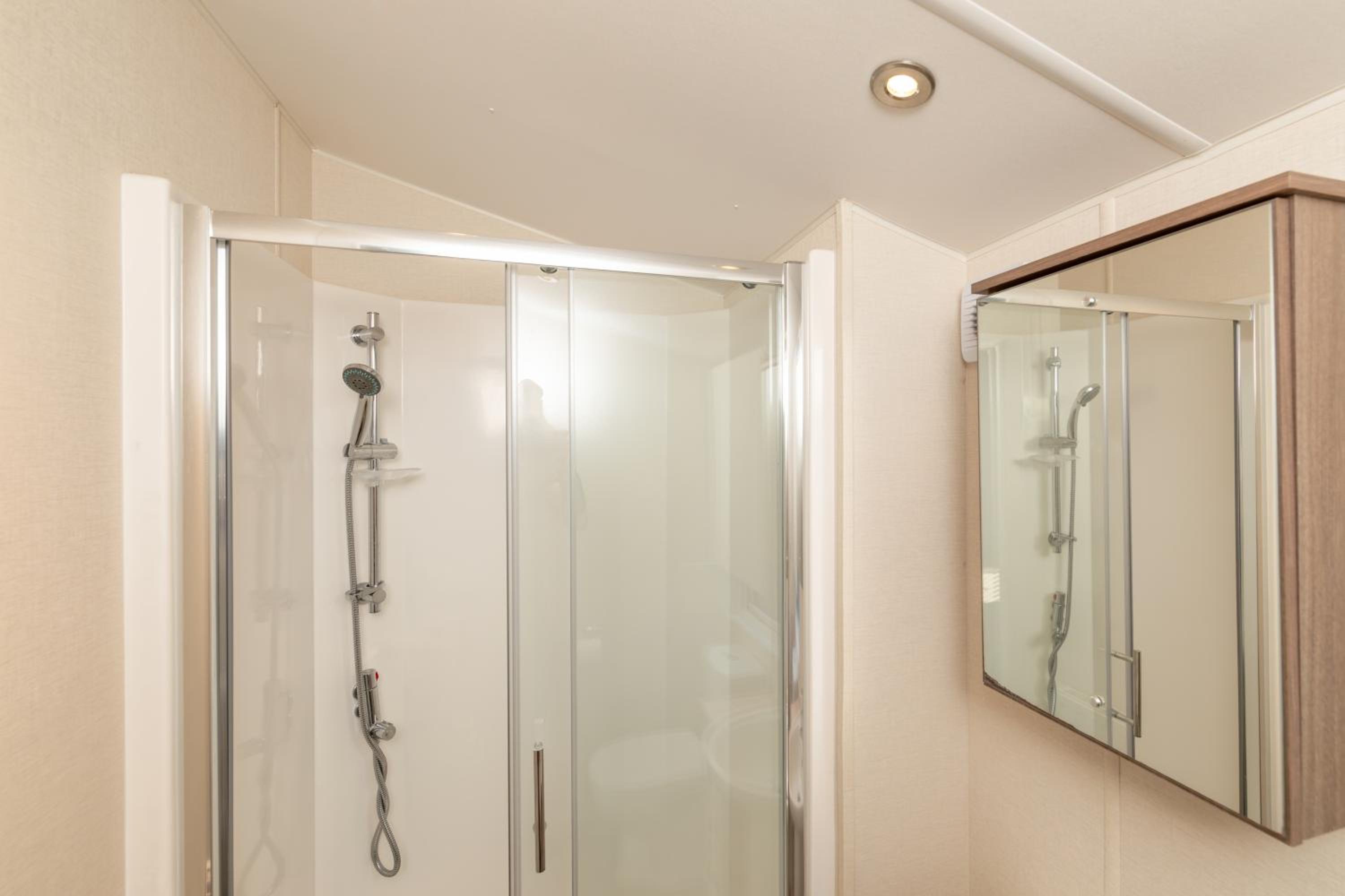 Bockenfield Park country Lodge with hot tub