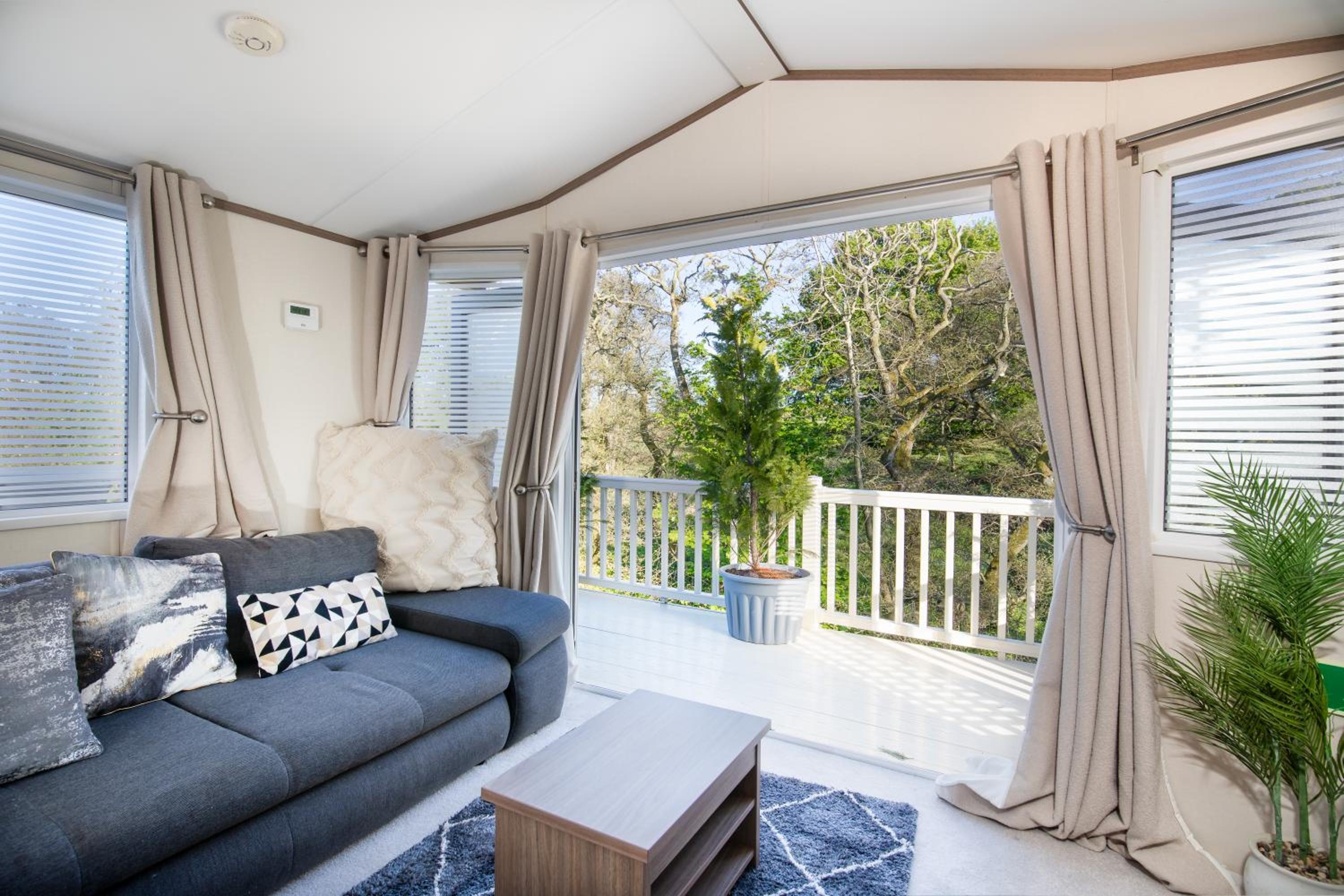 Bockenfield Park country Lodge with hot tub