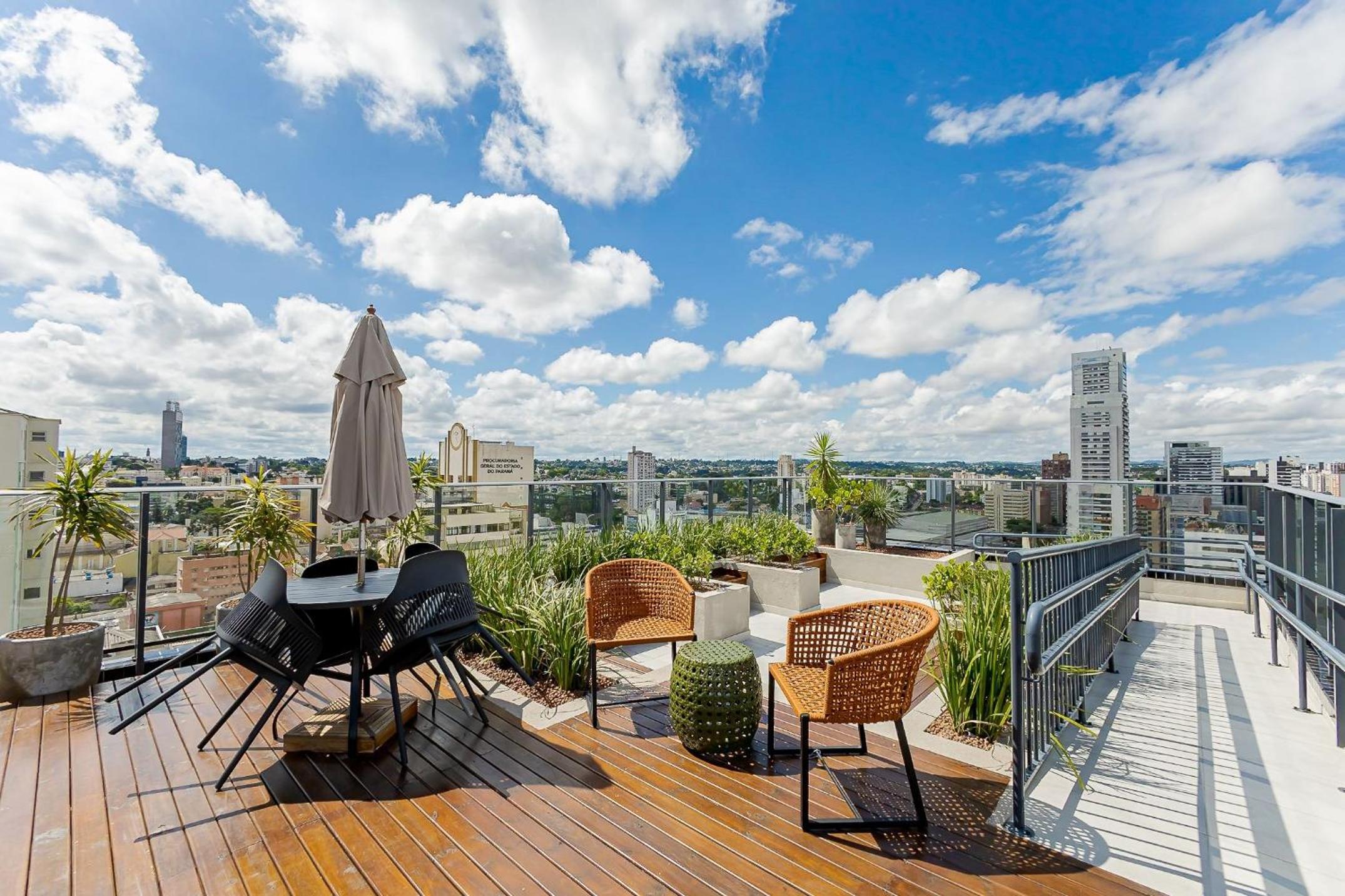 Log! | Rooftop com vista, coworking, garagem e localização imbatível | Gonzaga Stays