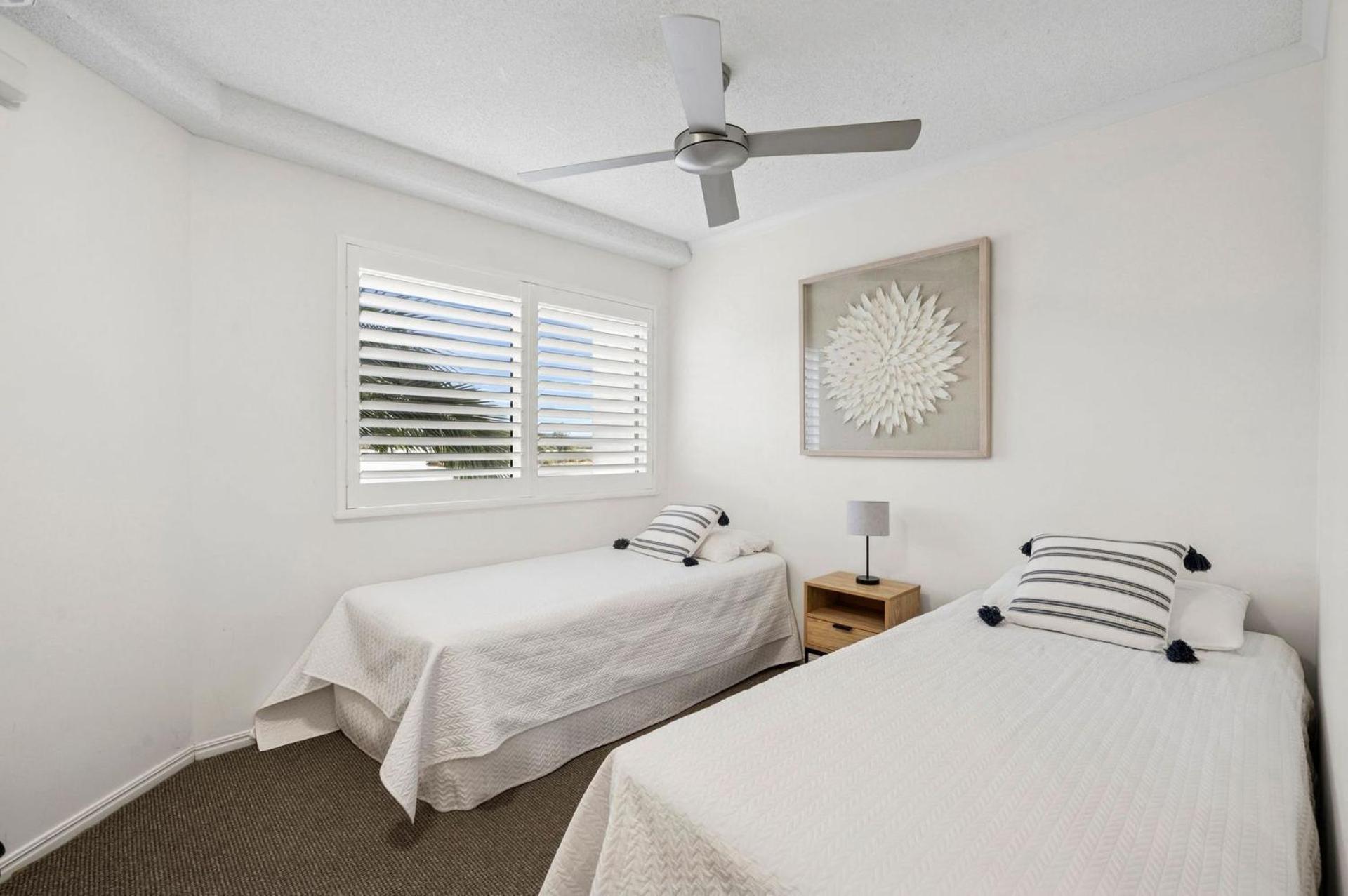 Stunning Rooftop Retreat with Private Jacuzzi on the Maroochy River