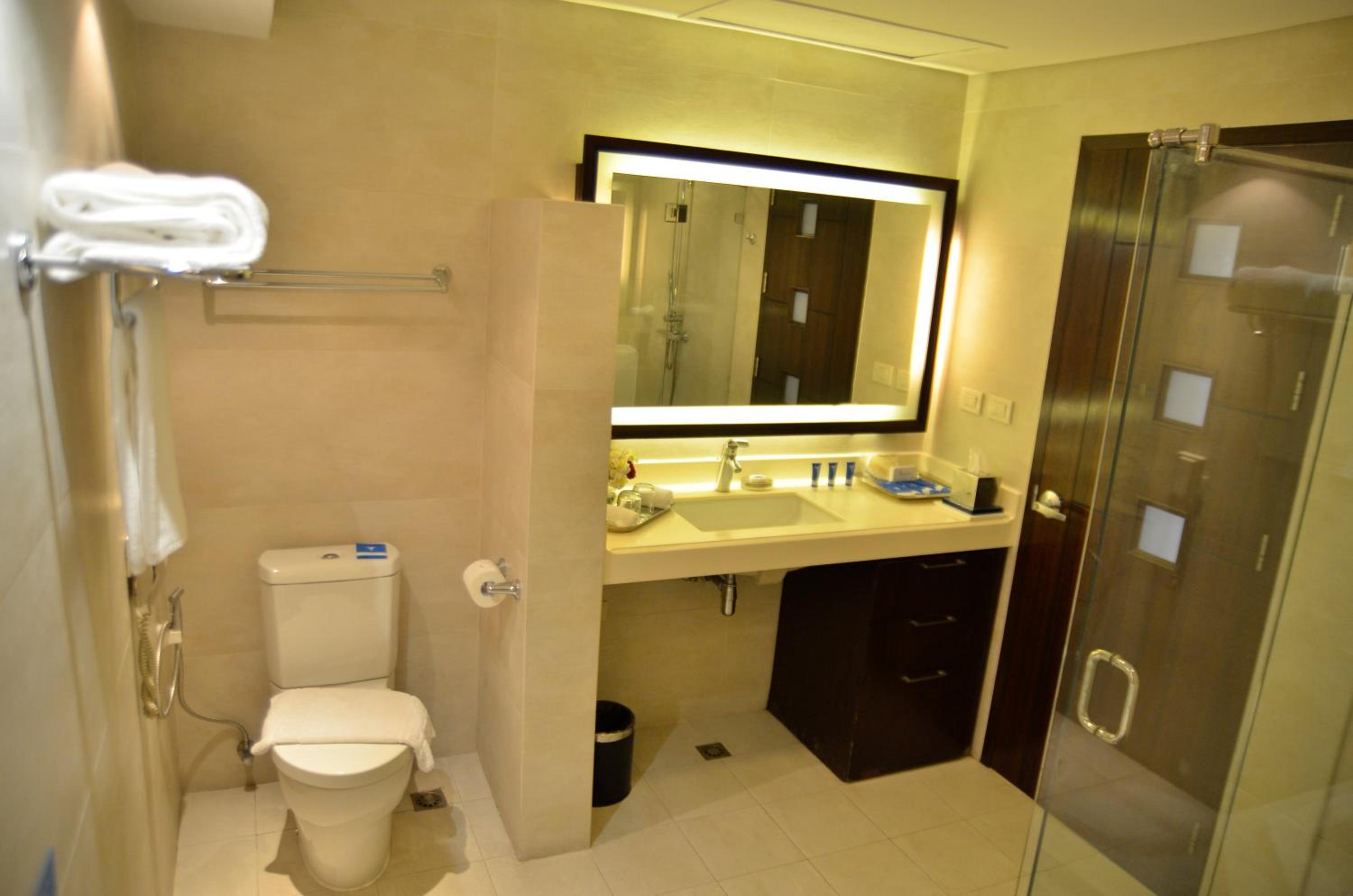 Thunderbird Resorts - Poro Point