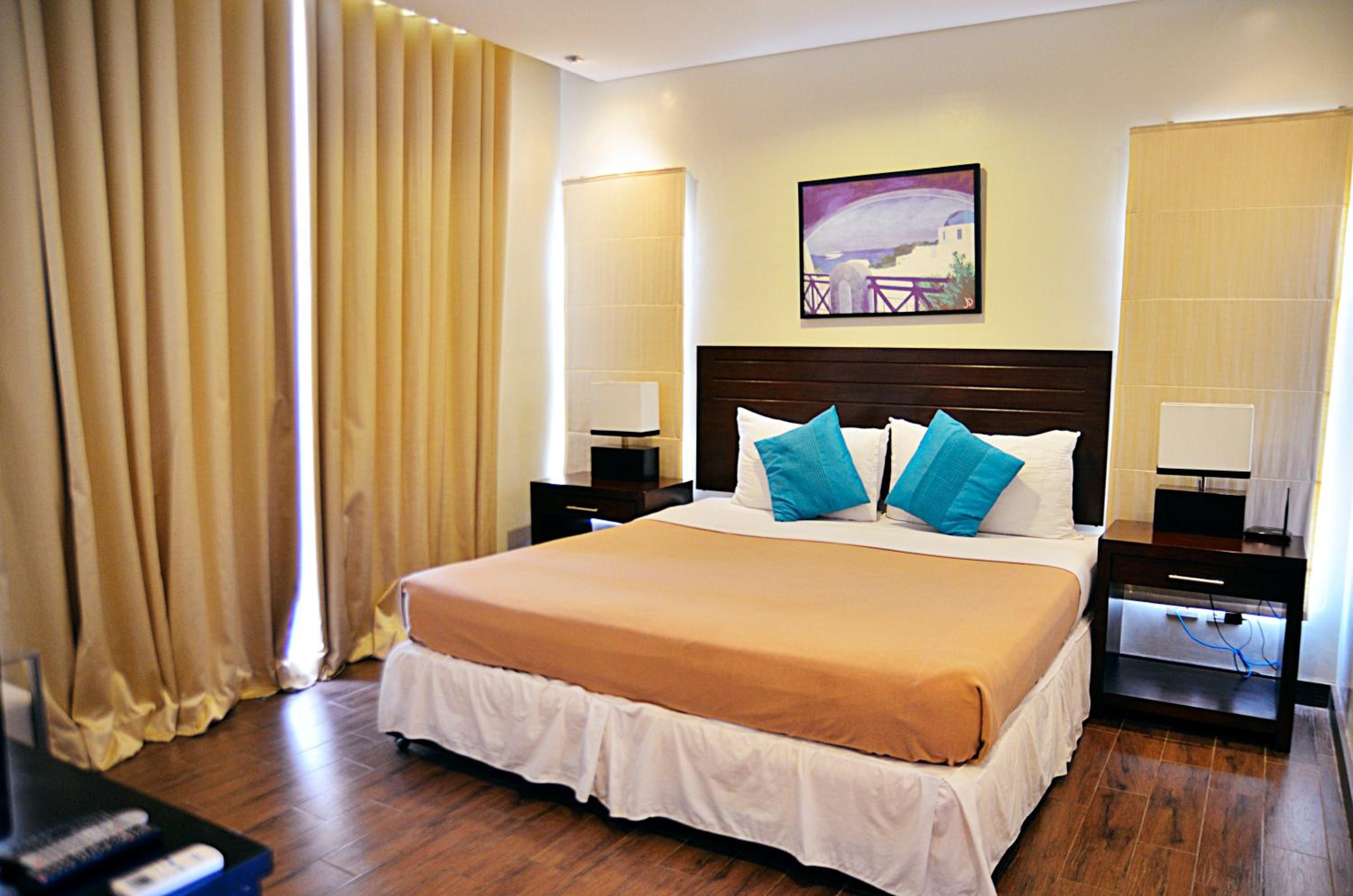 Thunderbird Resorts - Poro Point
