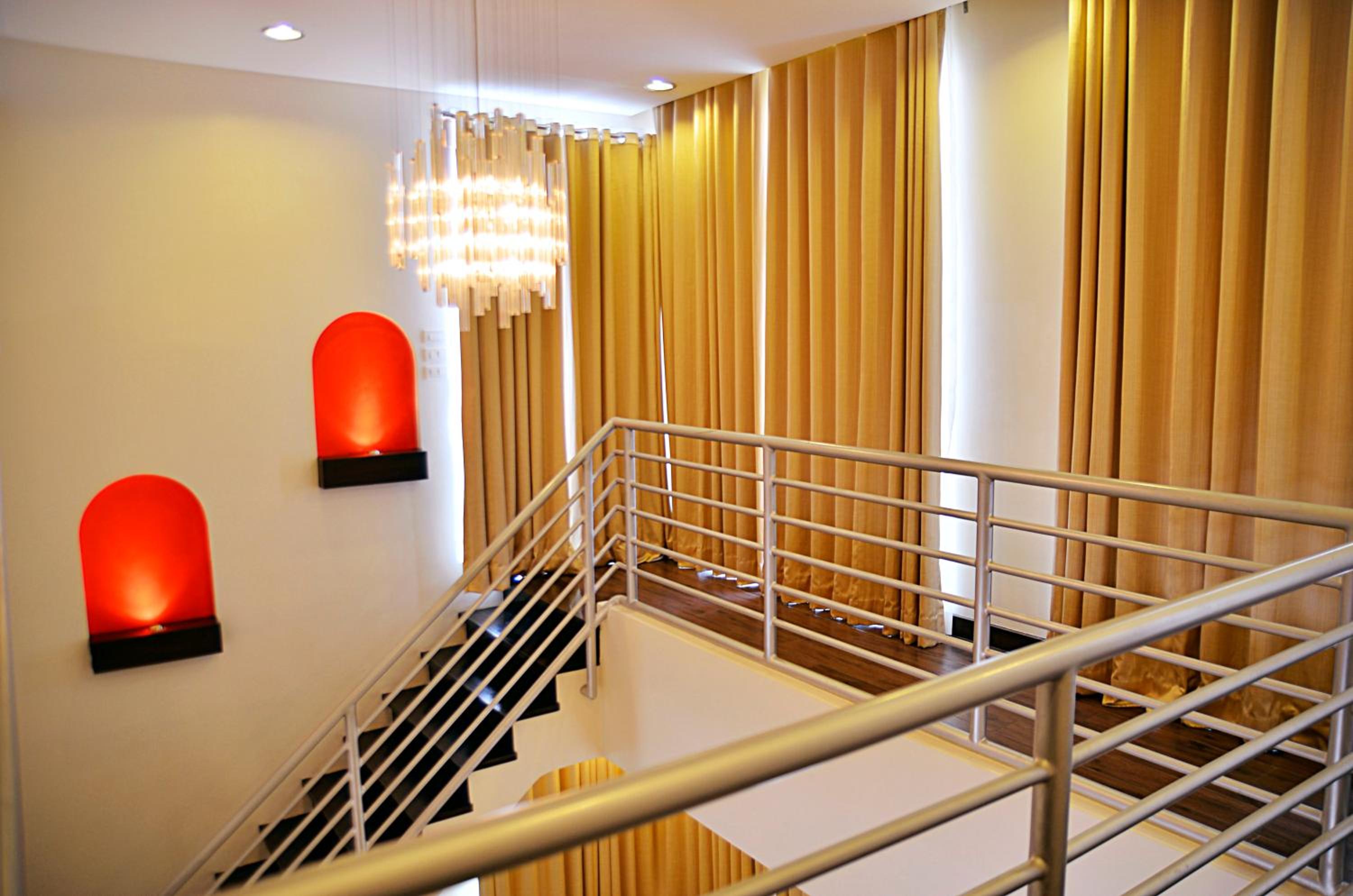 Thunderbird Resorts - Poro Point