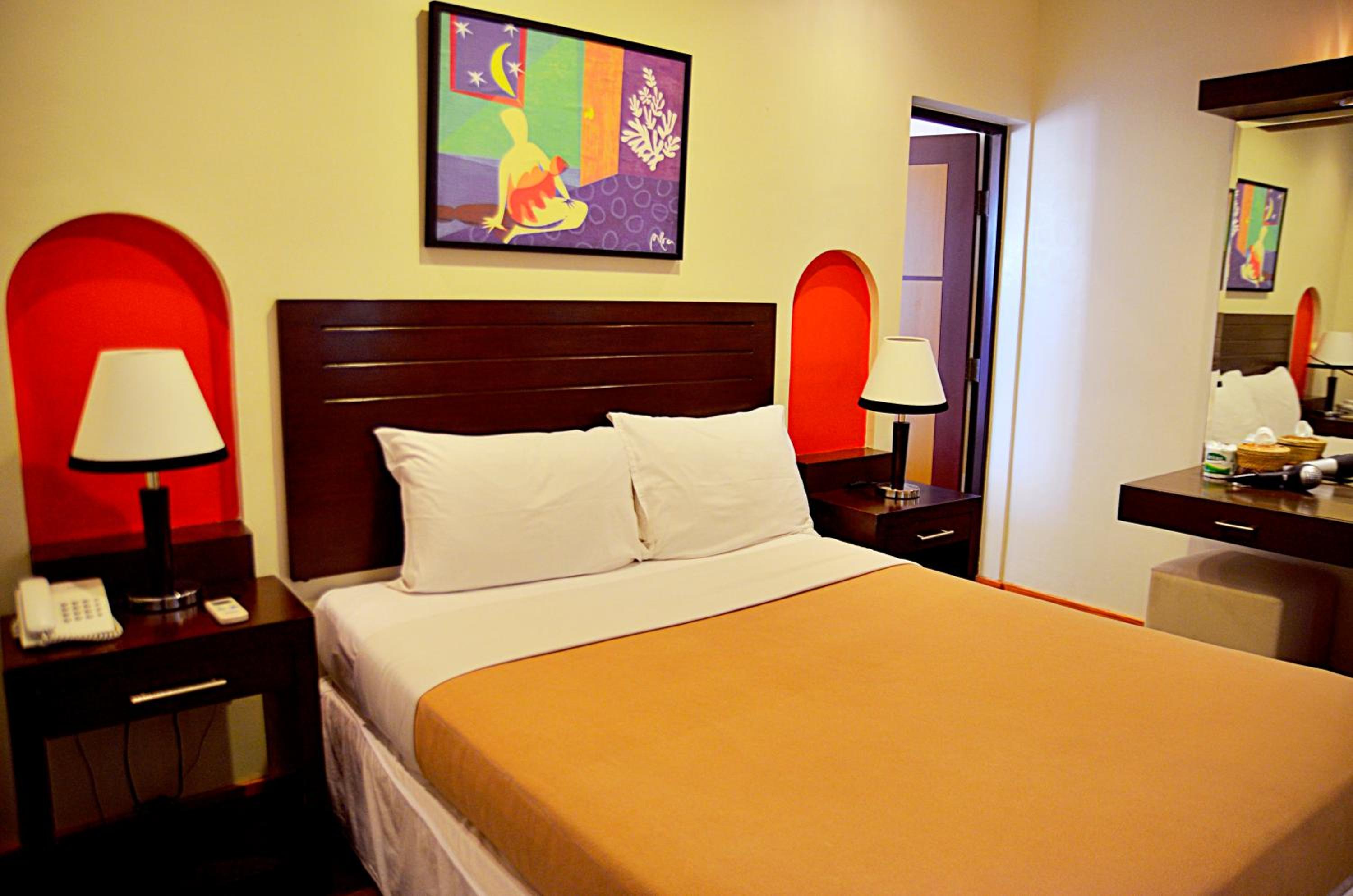 Thunderbird Resorts - Poro Point