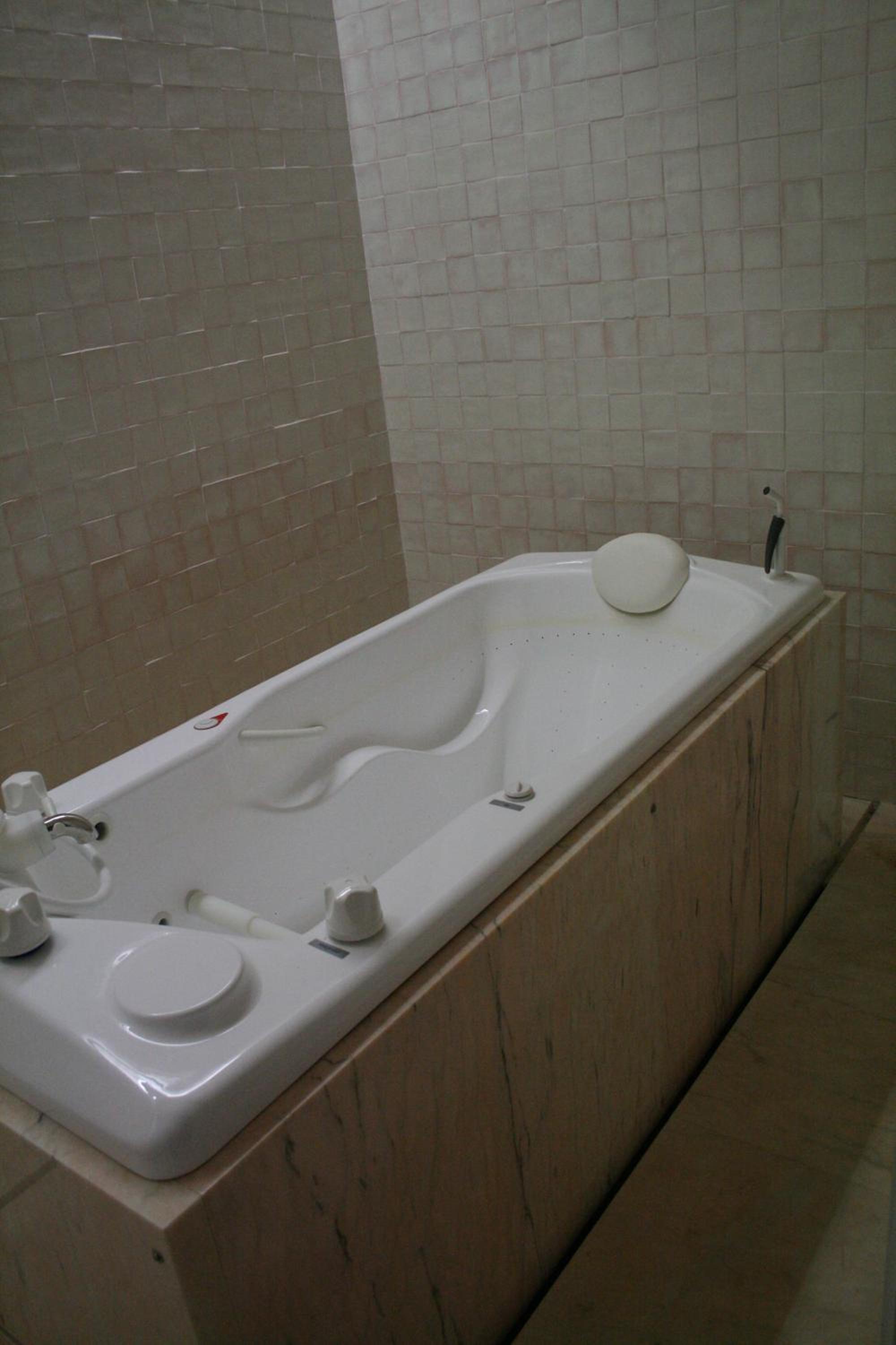 Porto Santo Vacations - Hotel Porto Santo  Spa - Property Image 2