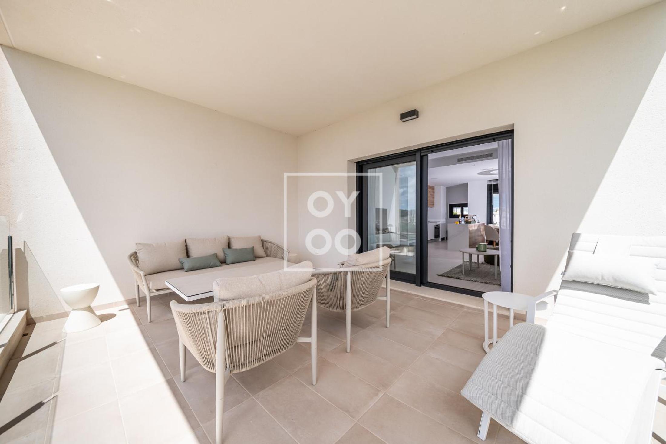 Classy Golf Retreat - WOW-views - small dogs welcome - by Oyoostays